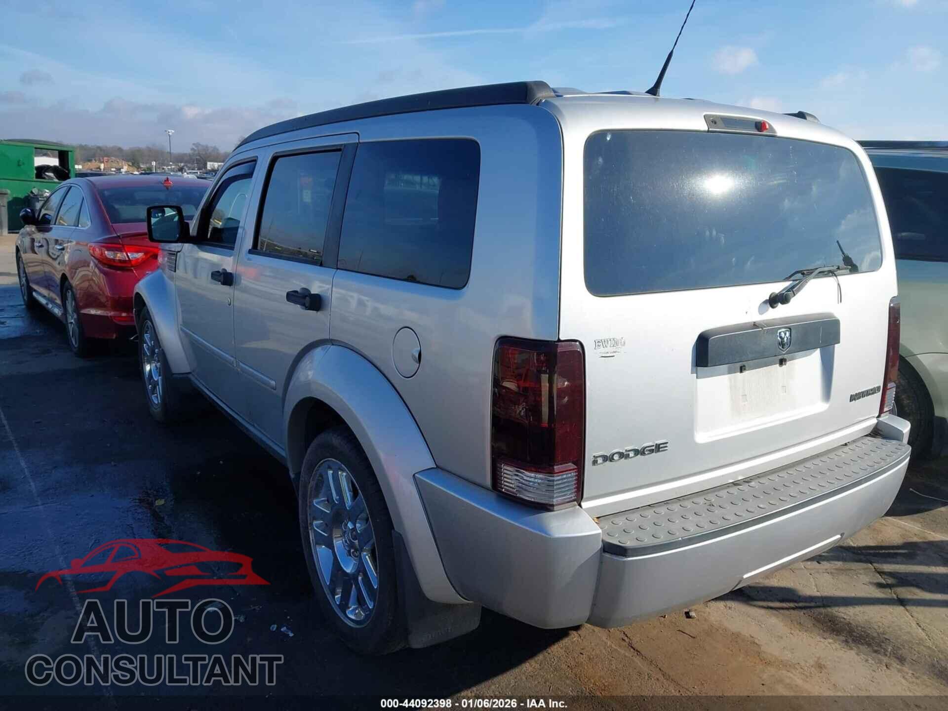 DODGE NITRO 2011 - 1D4PT4GK7BW528495