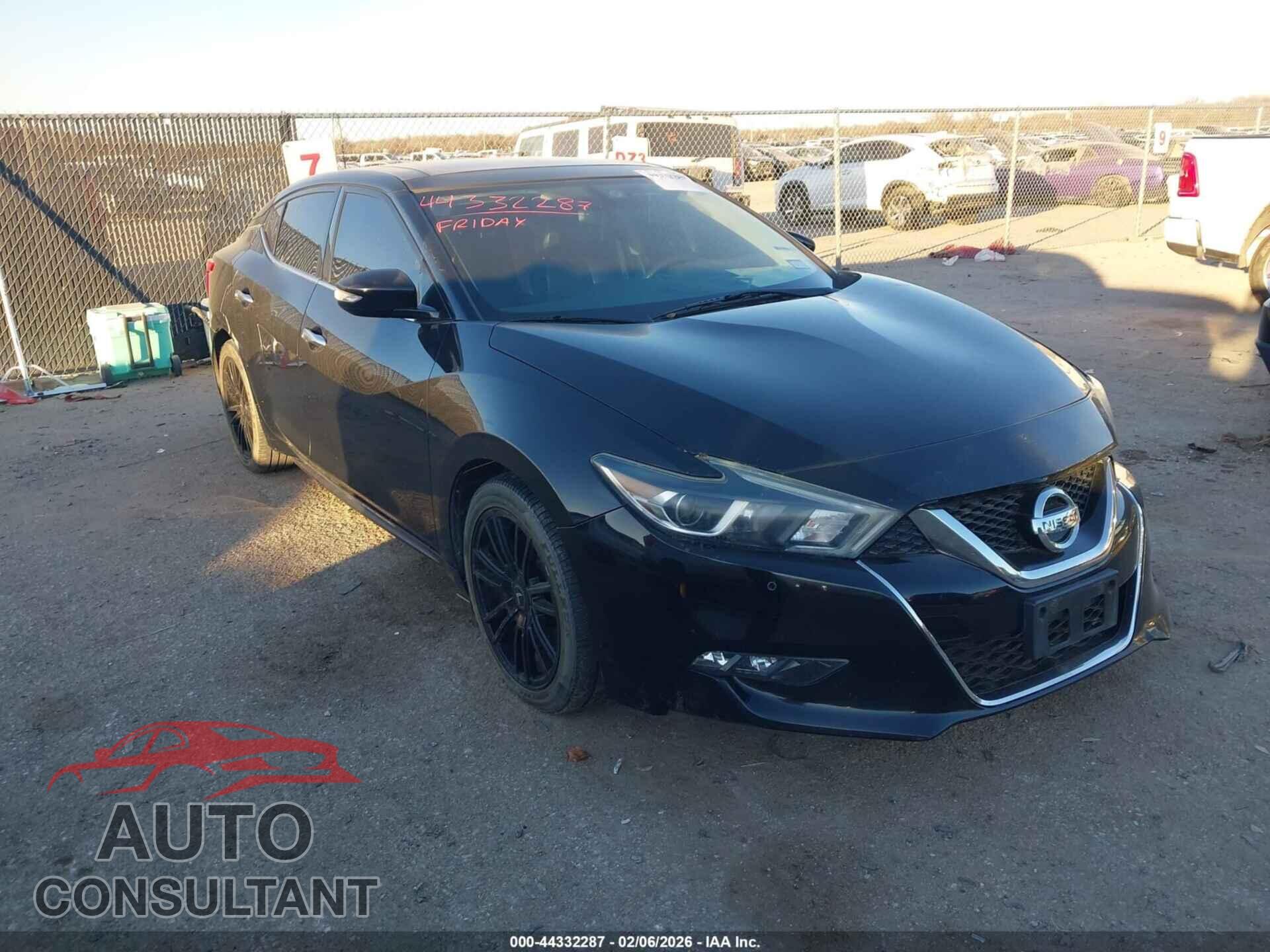 NISSAN MAXIMA 2018 - 1N4AA6AP1JC388460