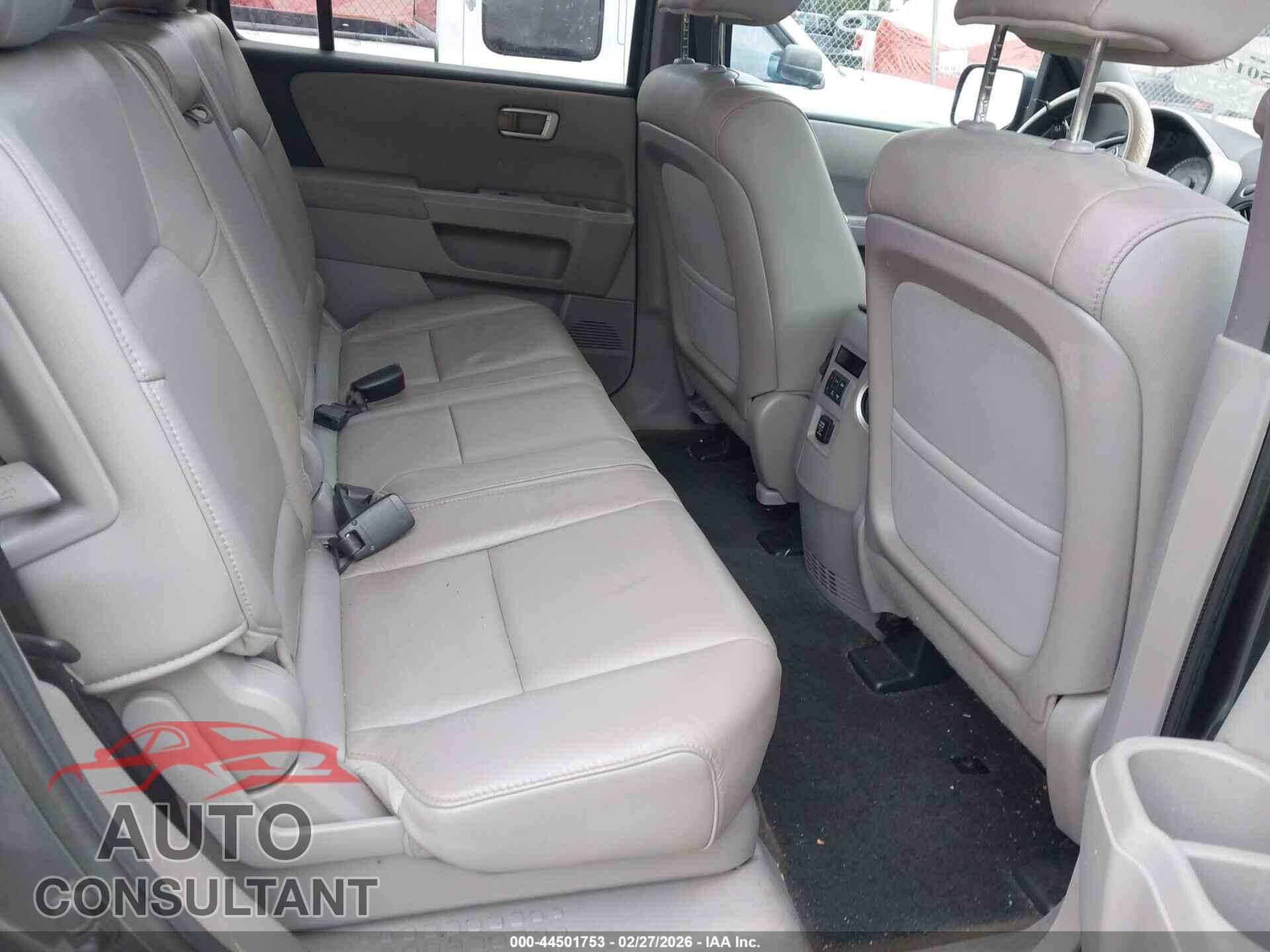 HONDA PILOT 2013 - 5FNYF3H73DB039886
