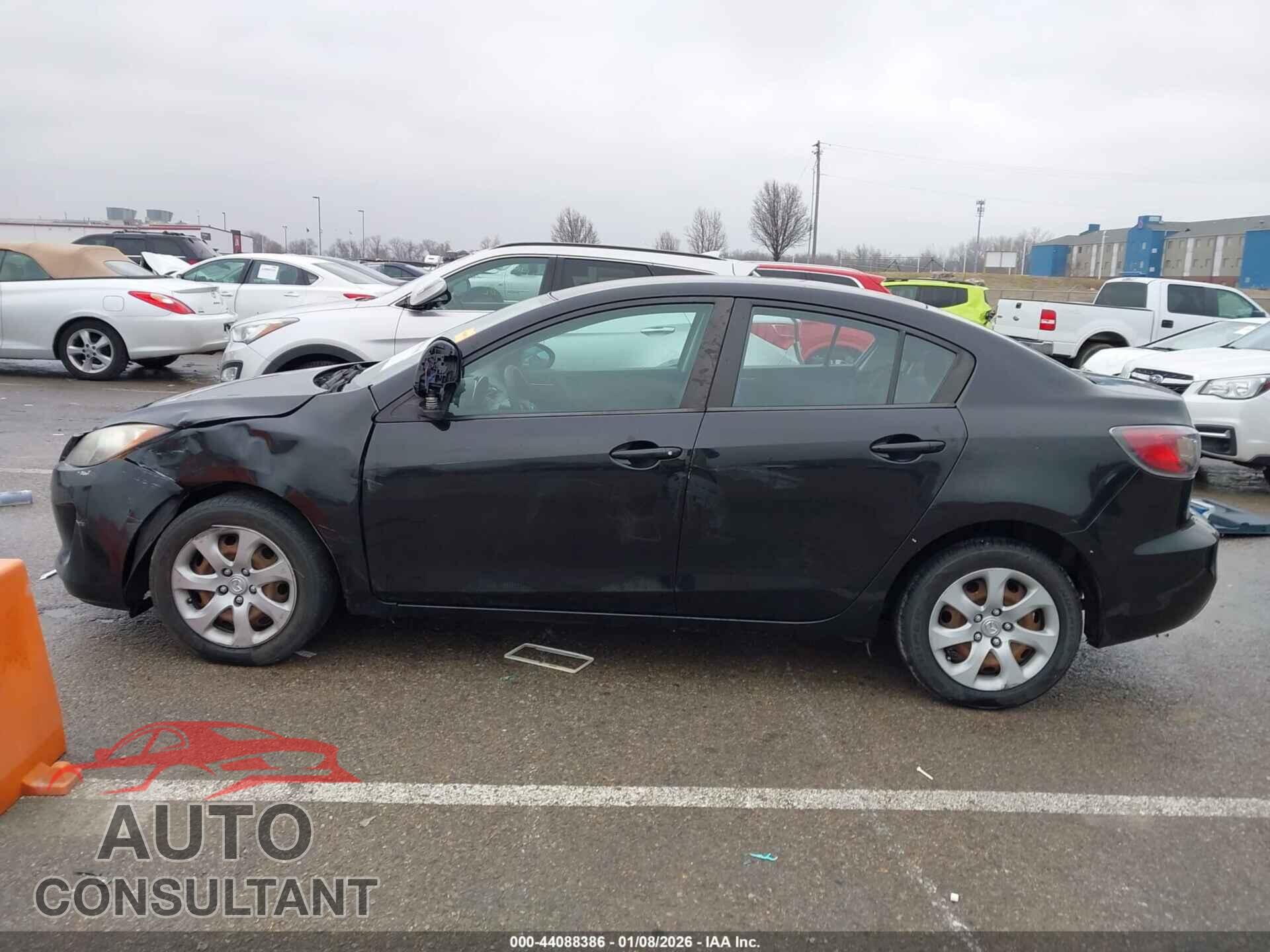 MAZDA MAZDA3 2013 - JM1BL1UP1D1787618