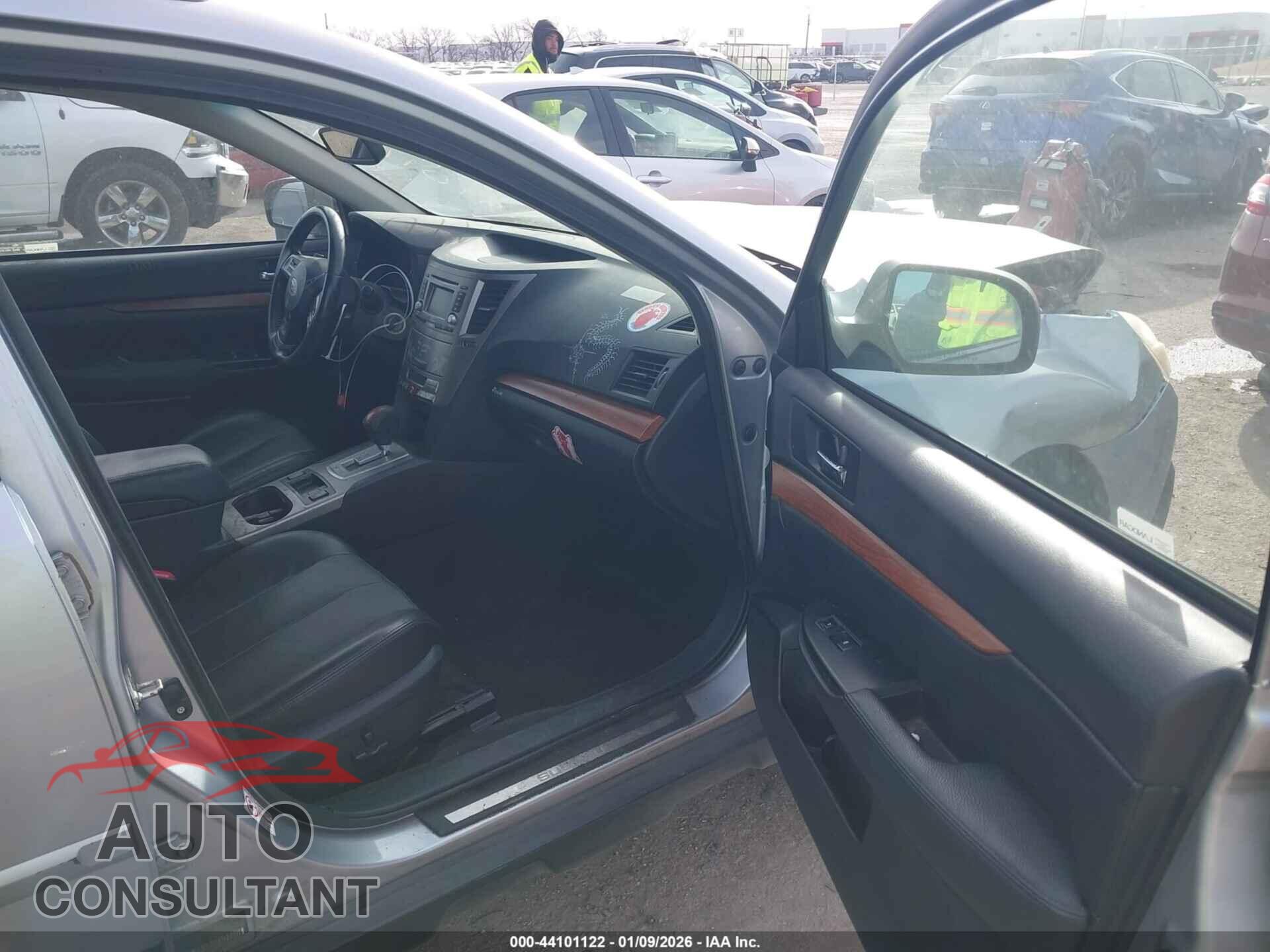 SUBARU OUTBACK 2013 - 4S4BRDJC9D2207619