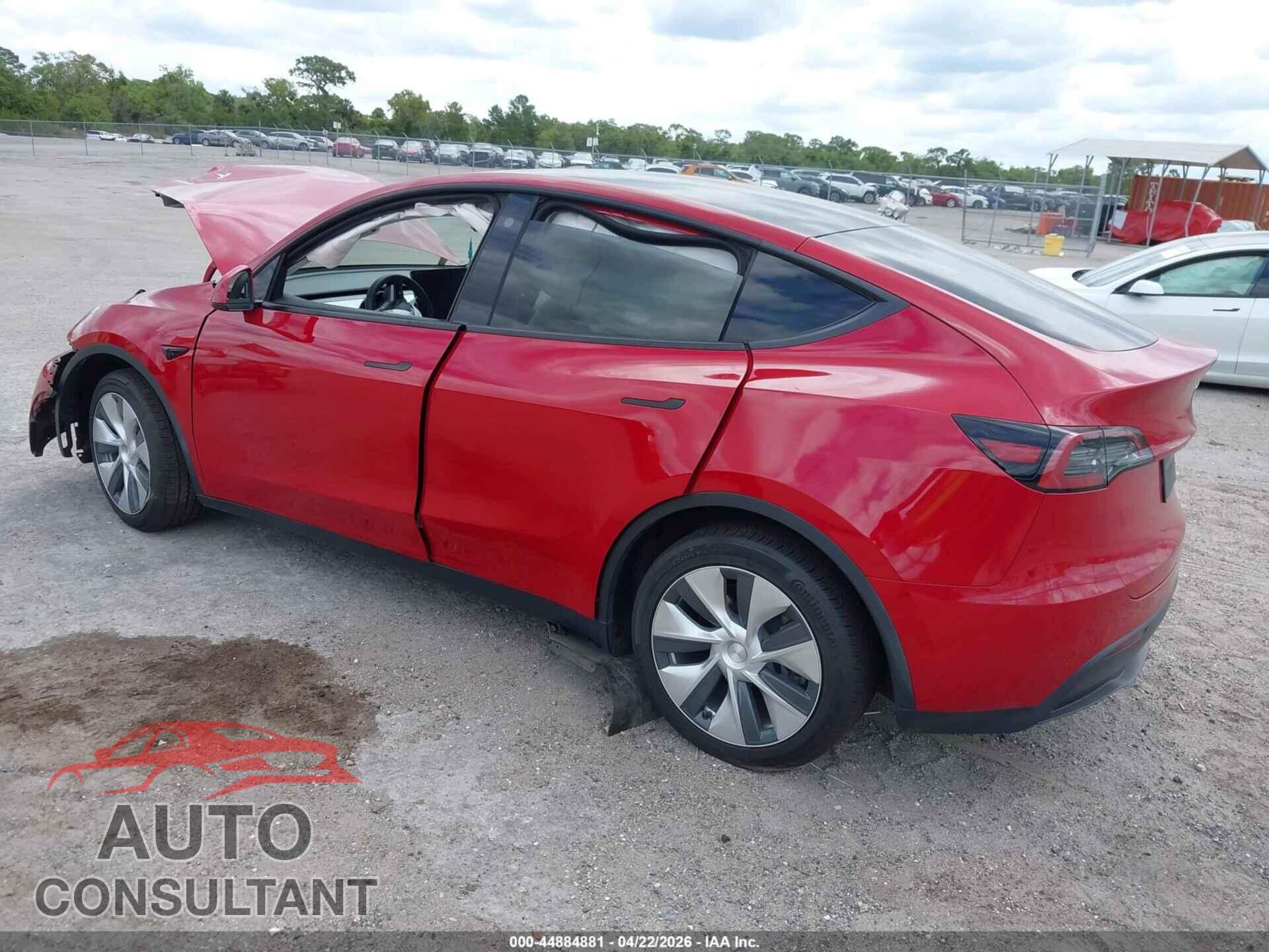 TESLA MODEL Y 2022 - 7SAYGDEE8NF308801