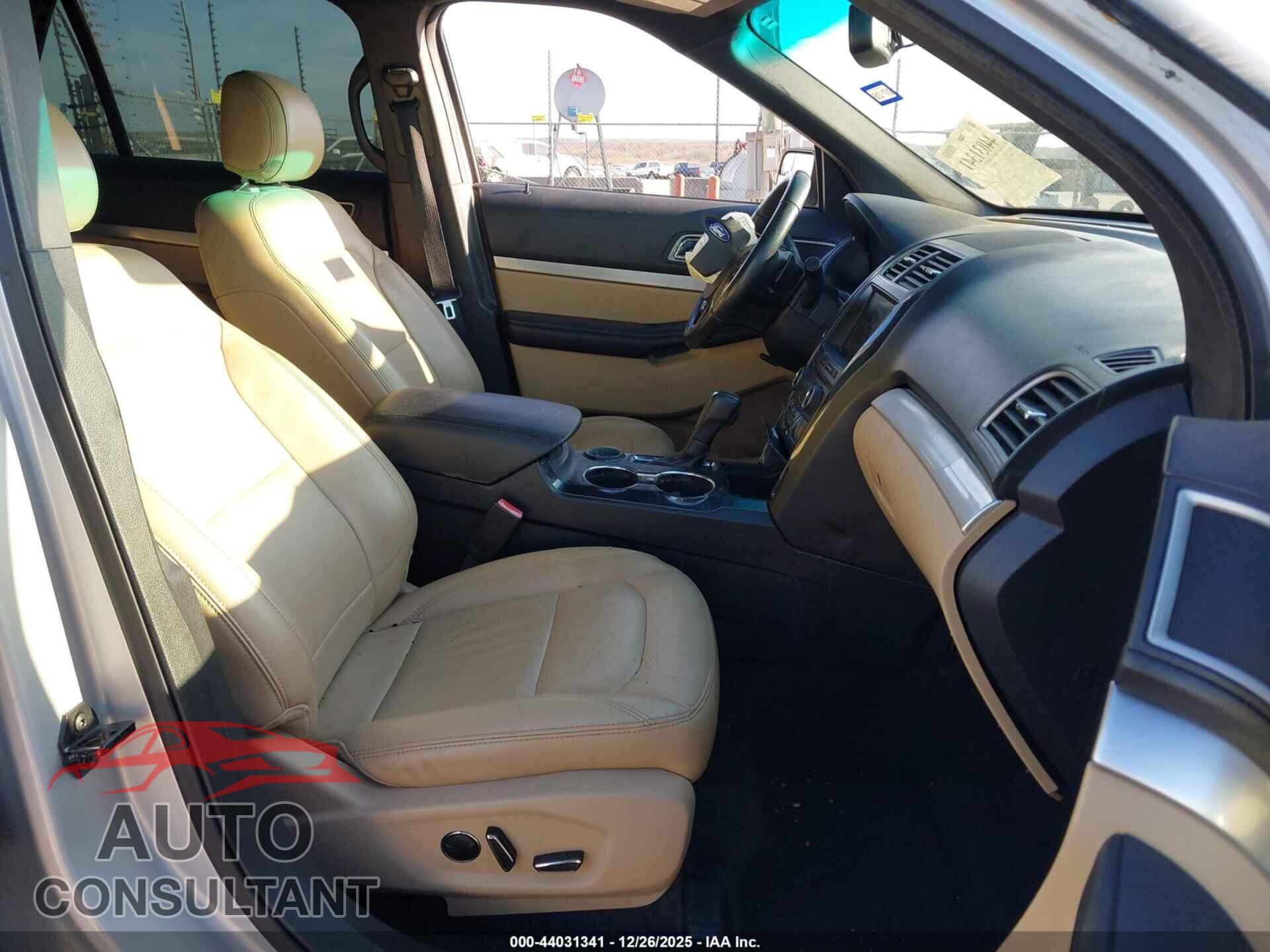 FORD EXPLORER 2016 - 1FM5K7D83GGD01576