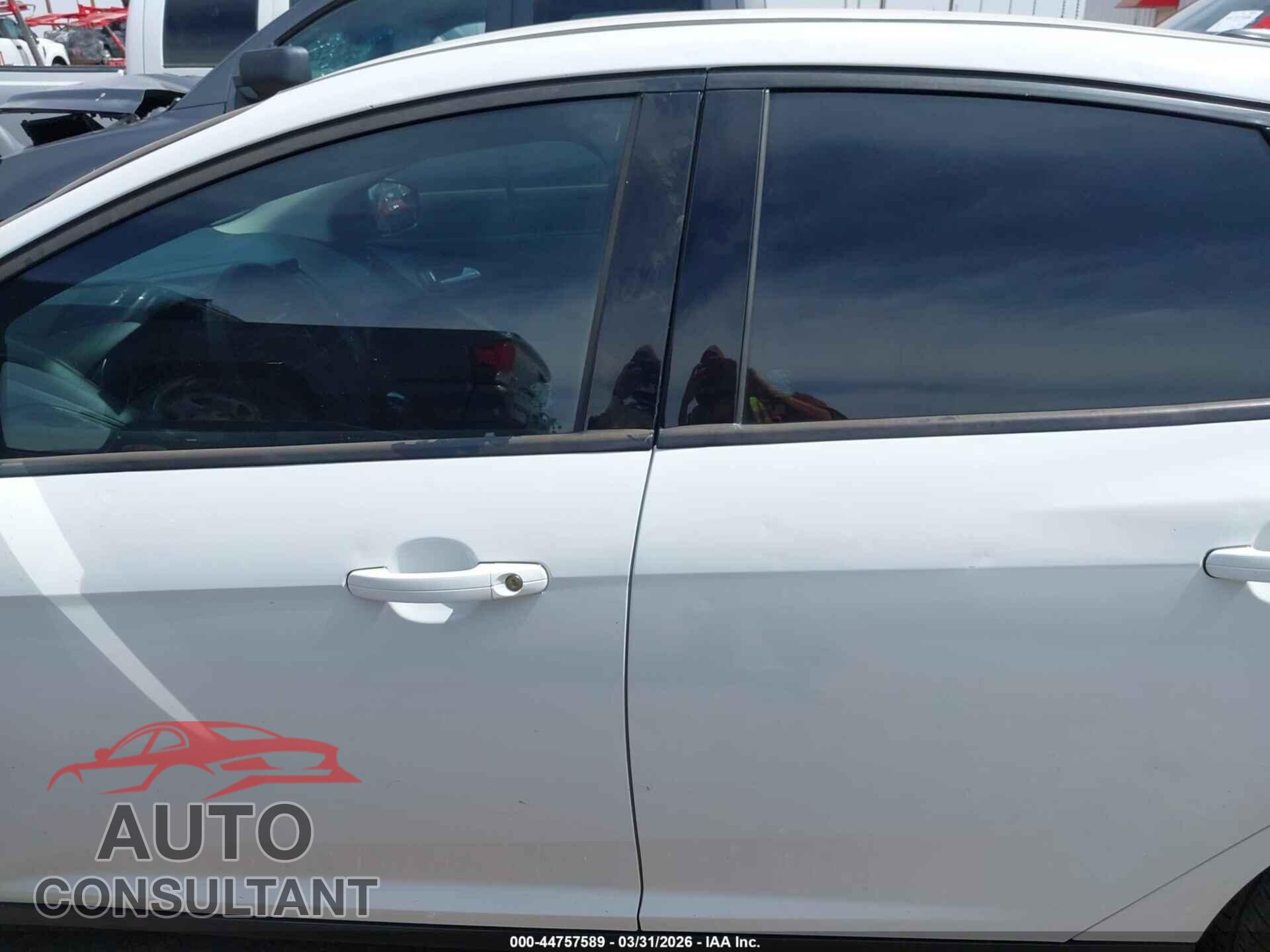 FORD FOCUS 2016 - 1FADP3F20GL268598