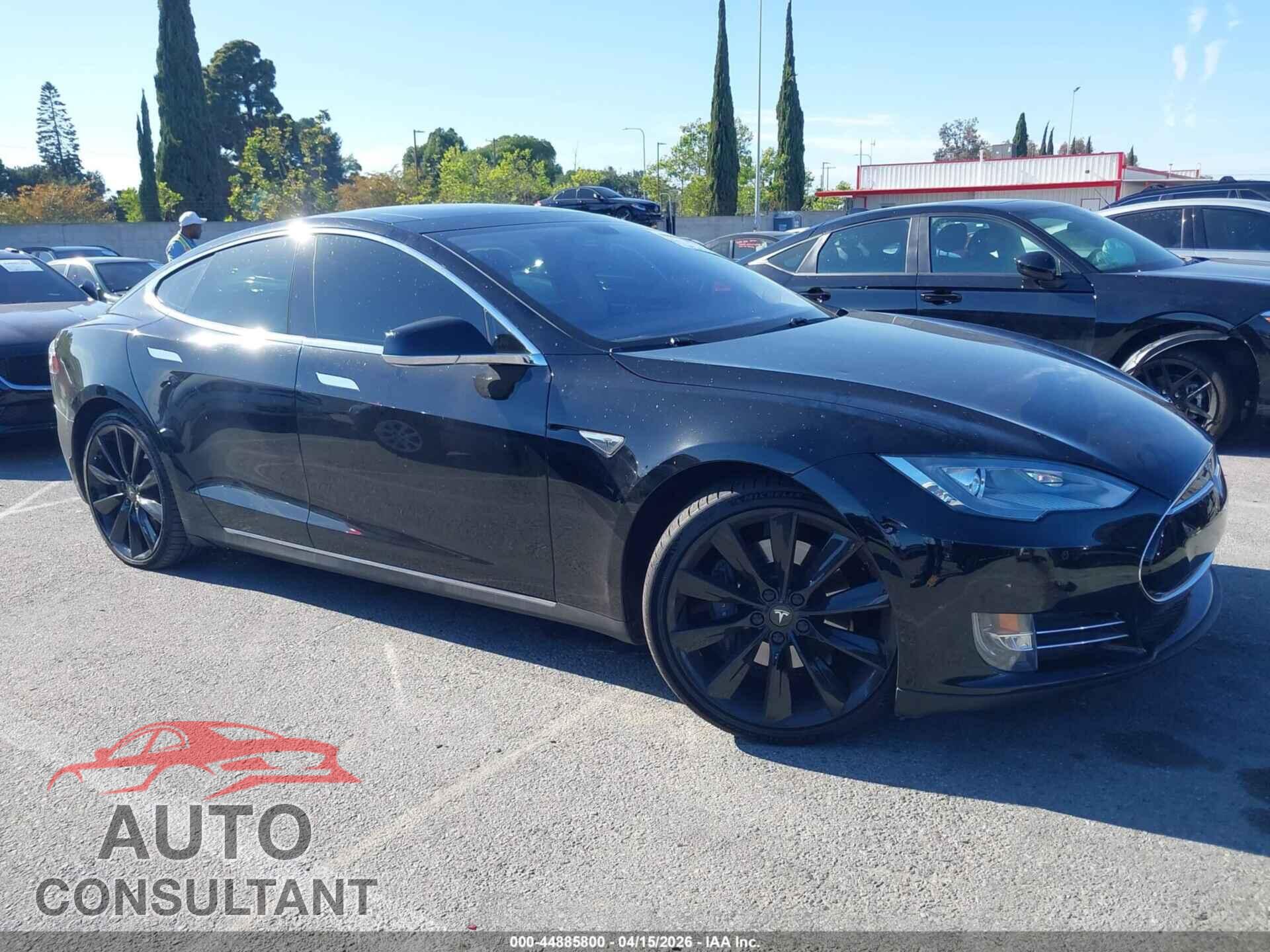 TESLA MODEL S 2014 - 5YJSA1H1XEFP48661