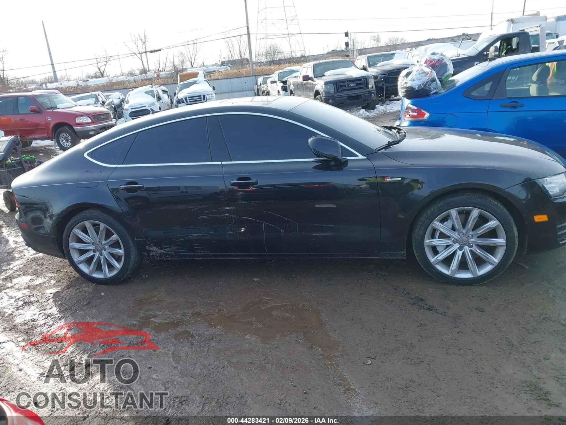 AUDI A7 2013 - WAUYGAFC2DN085872