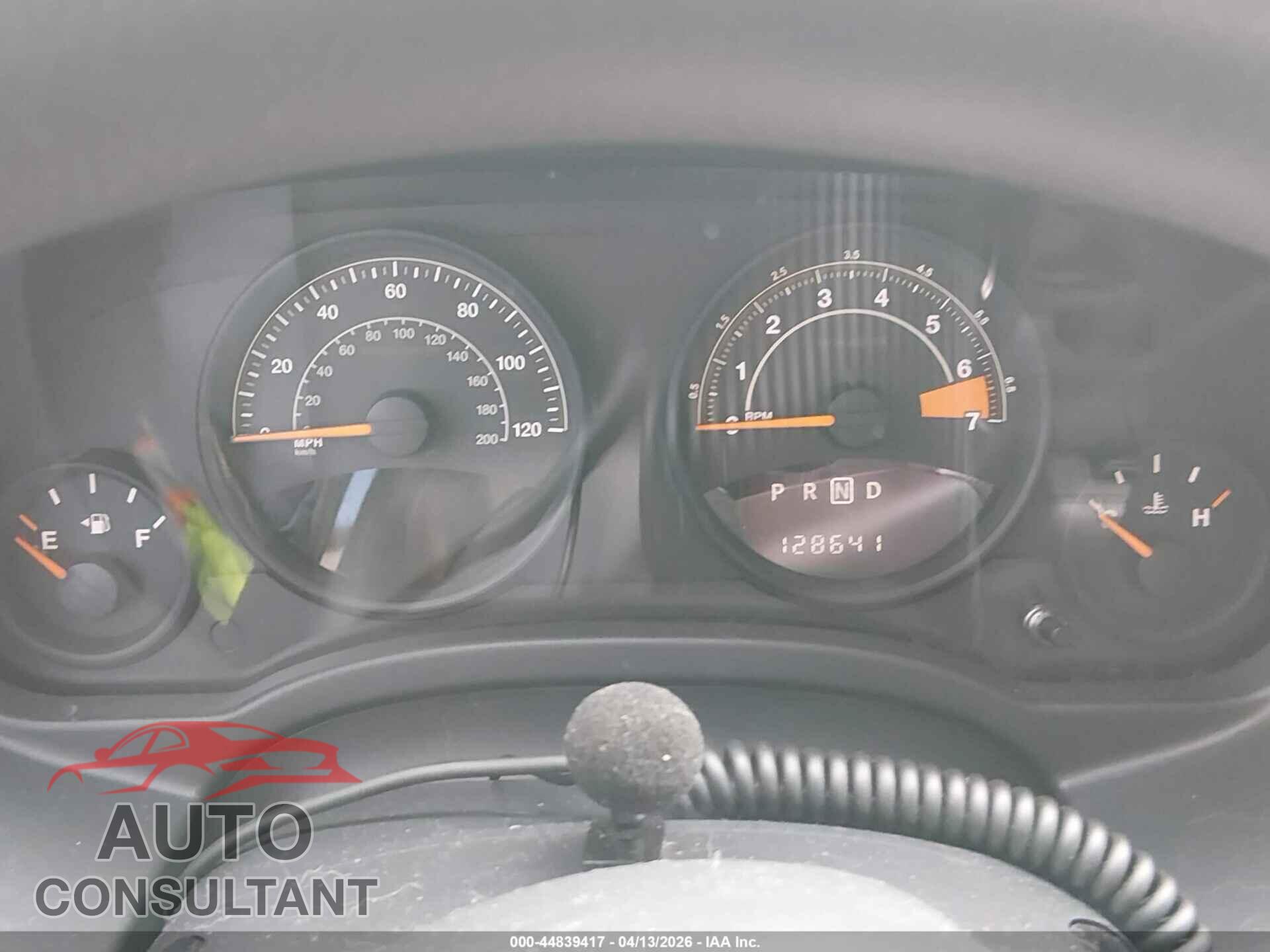 JEEP COMPASS 2014 - 1C4NJCBA5ED642675