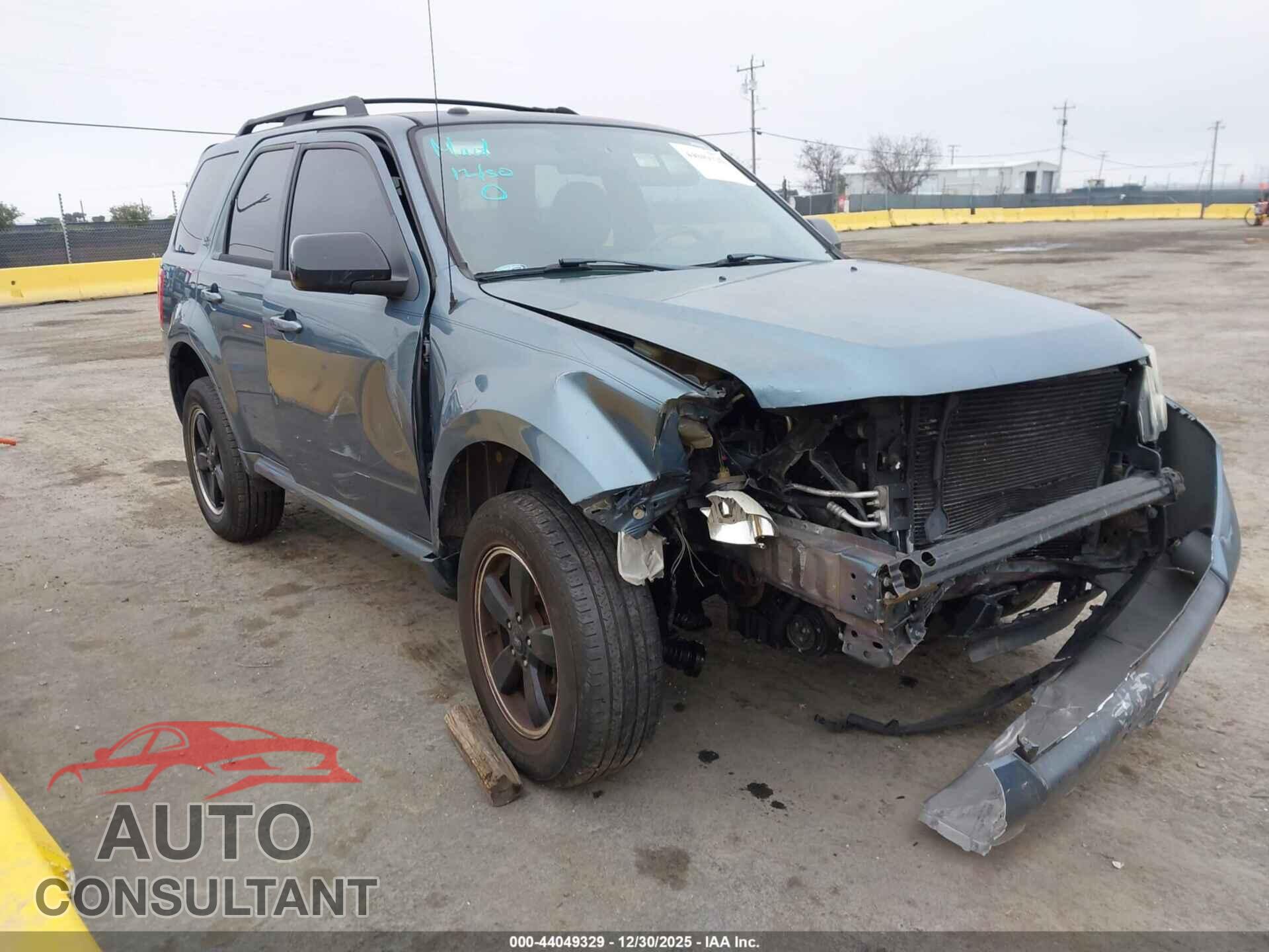 FORD ESCAPE 2011 - 1FMCU0DGXBKA74652