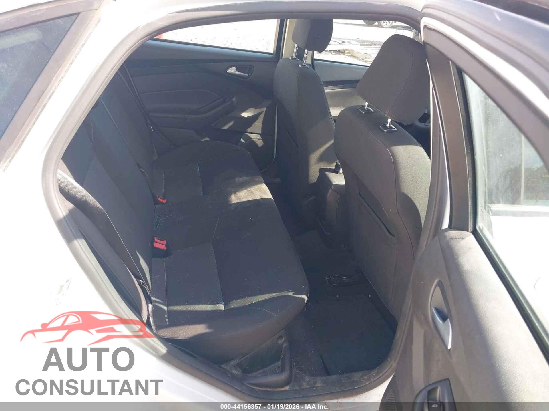 FORD FOCUS 2017 - 1FADP3F21HL295584