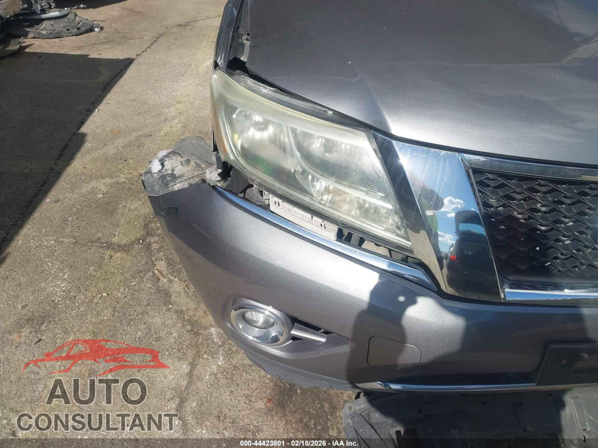 NISSAN PATHFINDER 2015 - 5N1AR2MN8FC642075