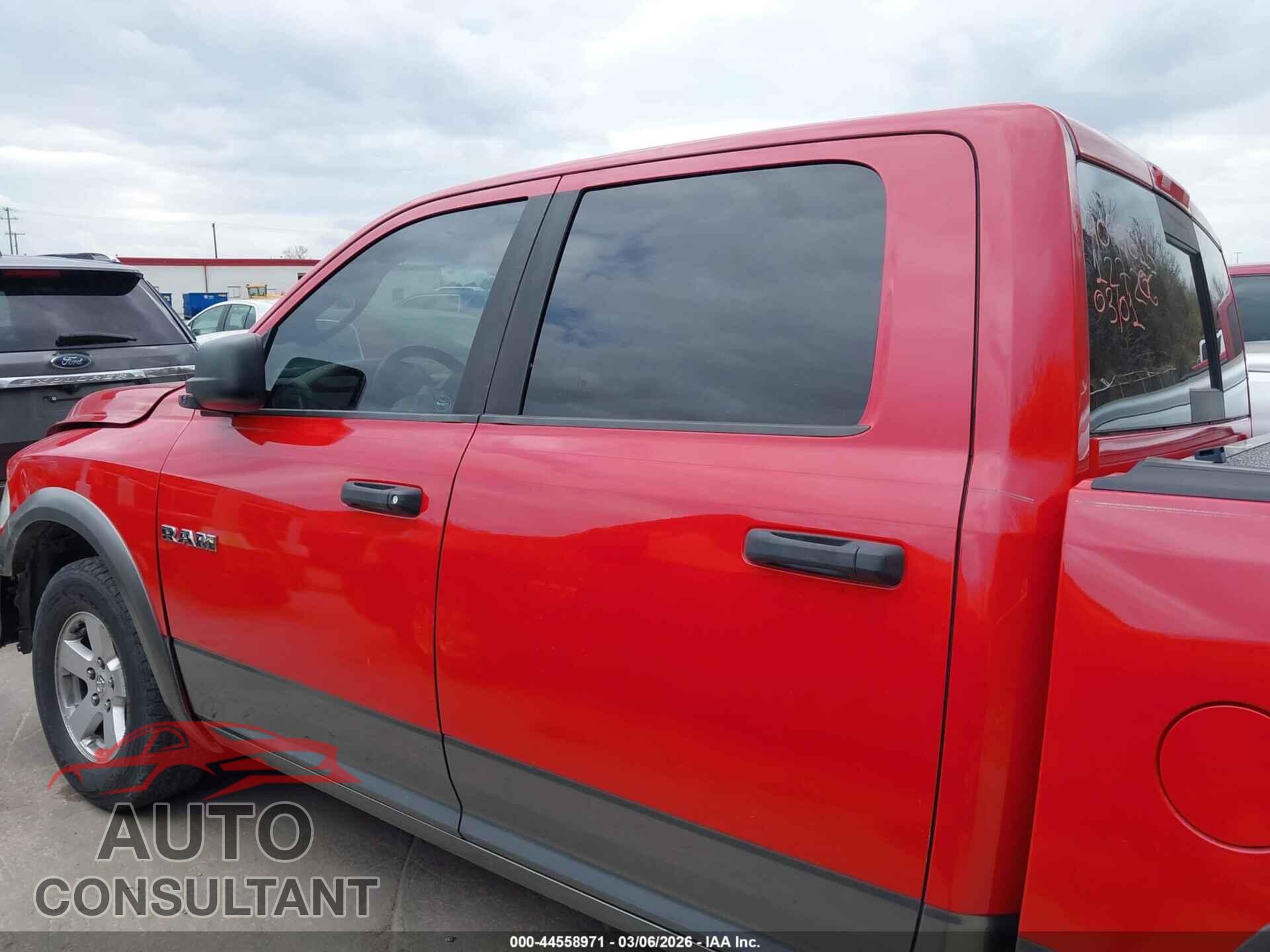 DODGE RAM 1500 2010 - 1D7RB1CP1AS127206