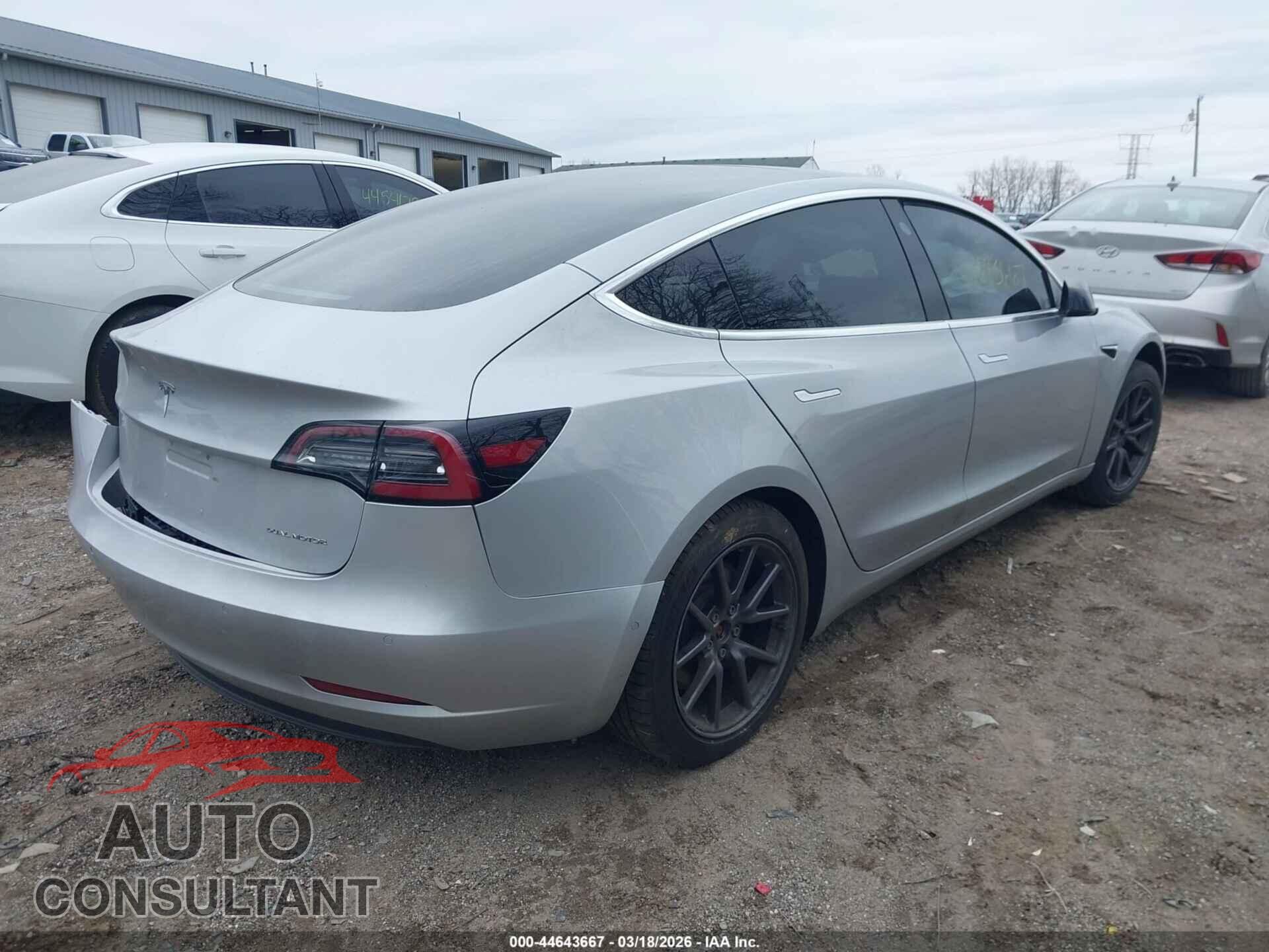 TESLA MODEL 3 2018 - 5YJ3E1EB4JF054905