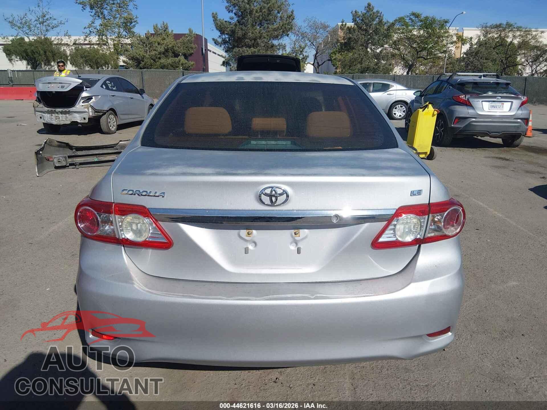 TOYOTA COROLLA 2012 - 2T1BU4EEXCC776204