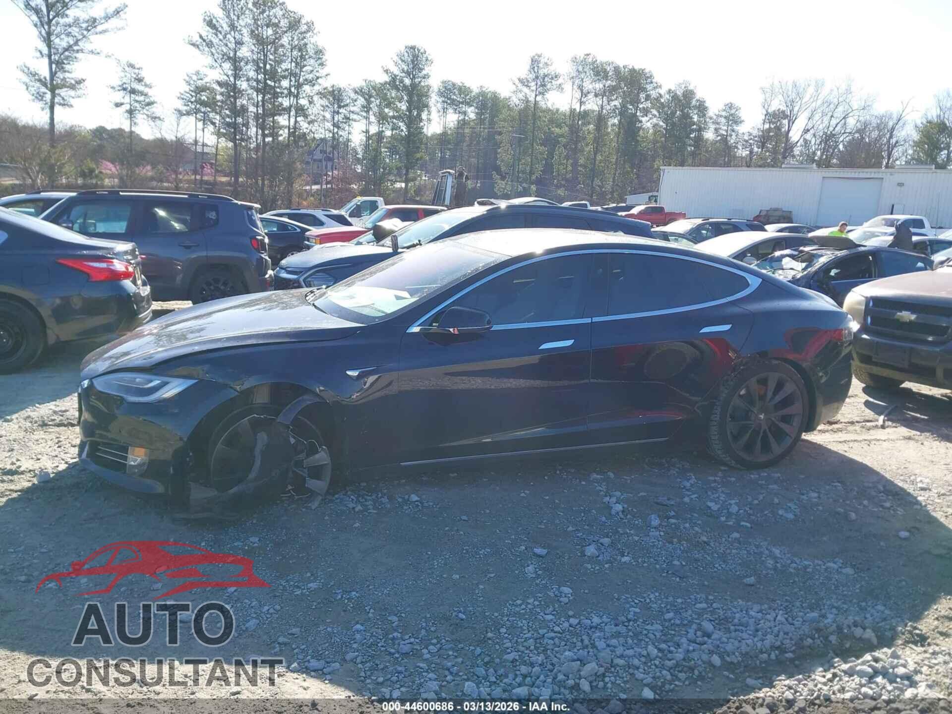 TESLA MODEL S 2018 - 5YJSA1E23JF276553