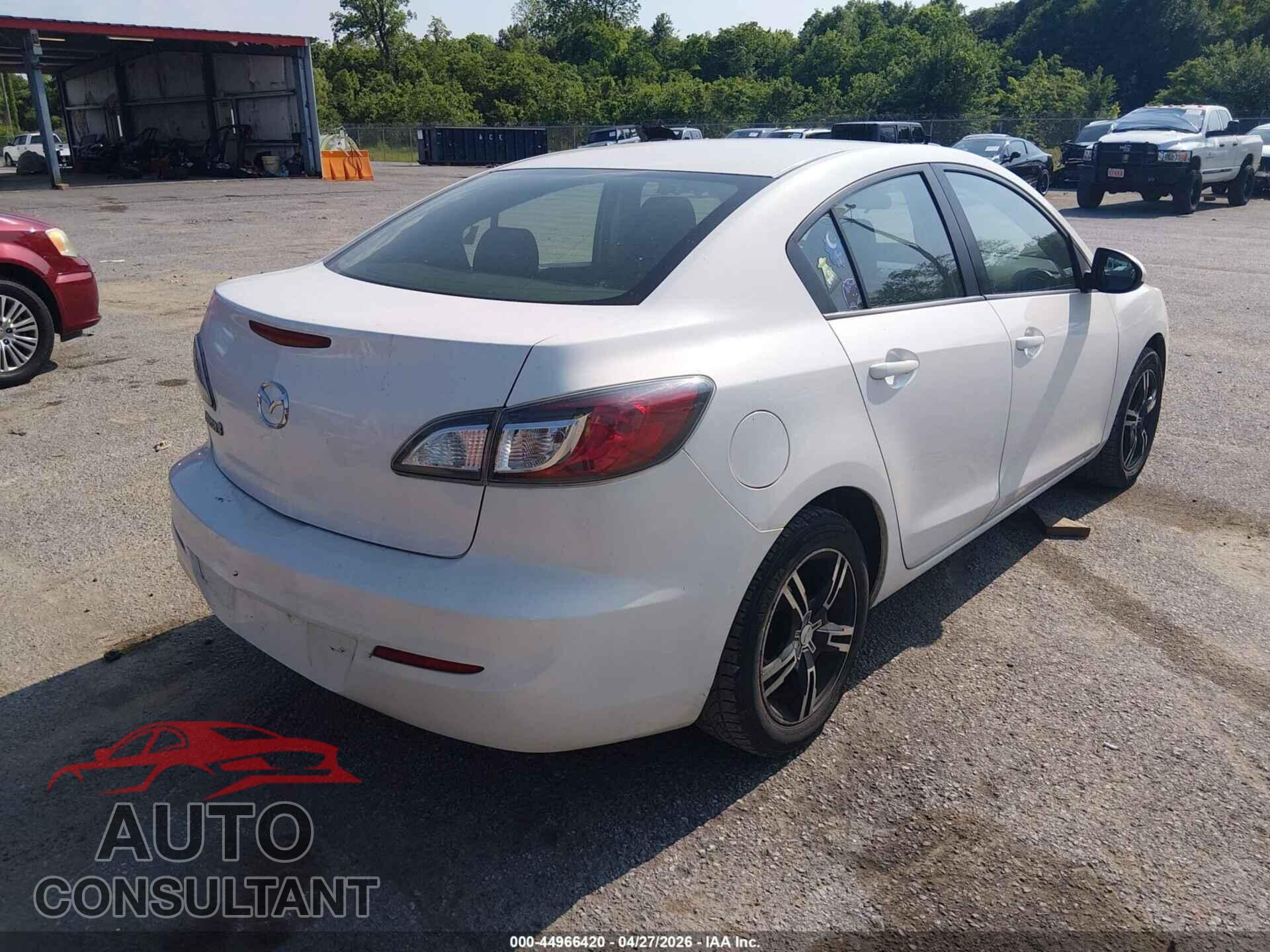 MAZDA MAZDA3 2012 - JM1BL1UG8C1565088