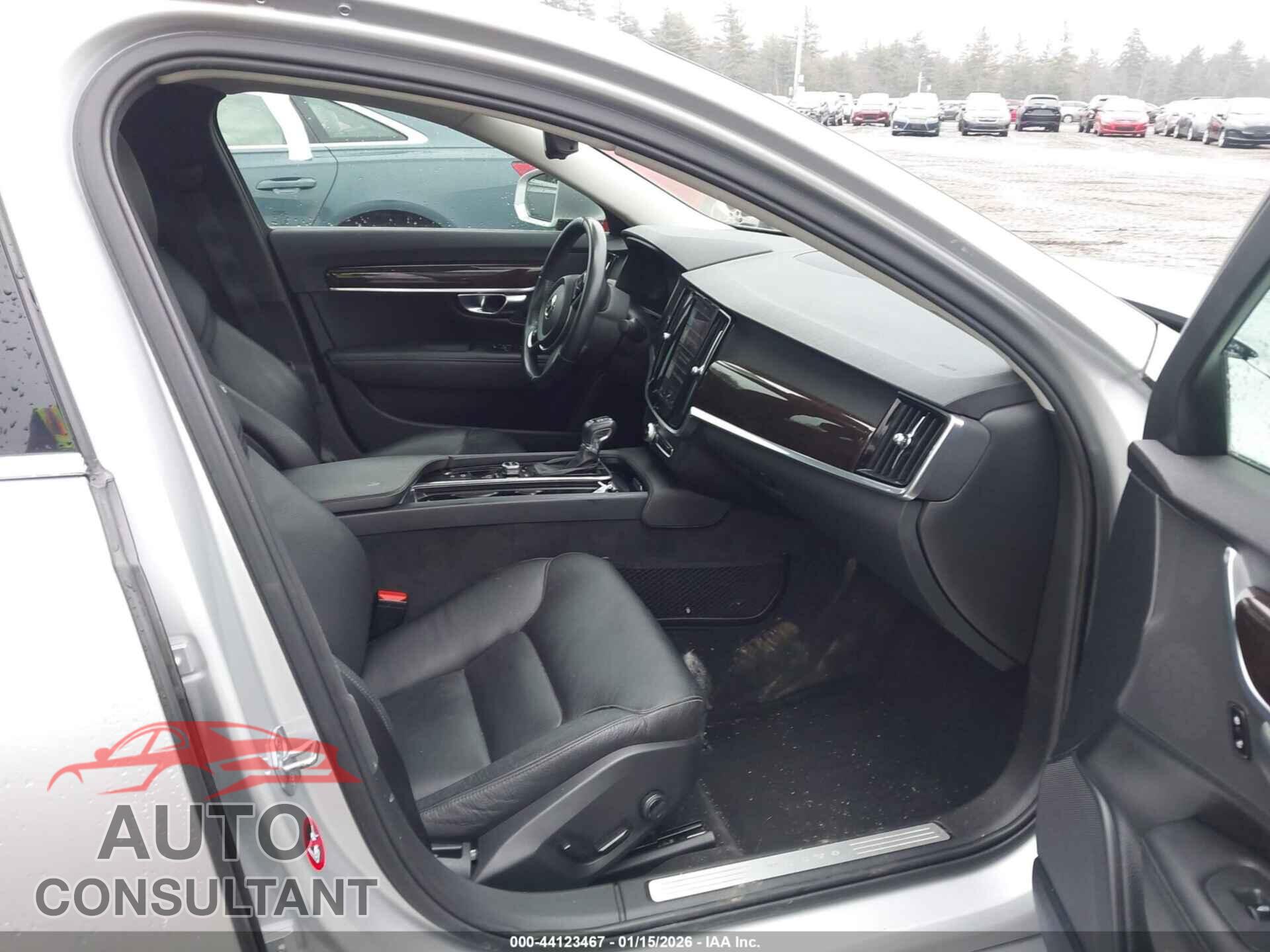 VOLVO S90 2017 - YV1A22MK7H1015259
