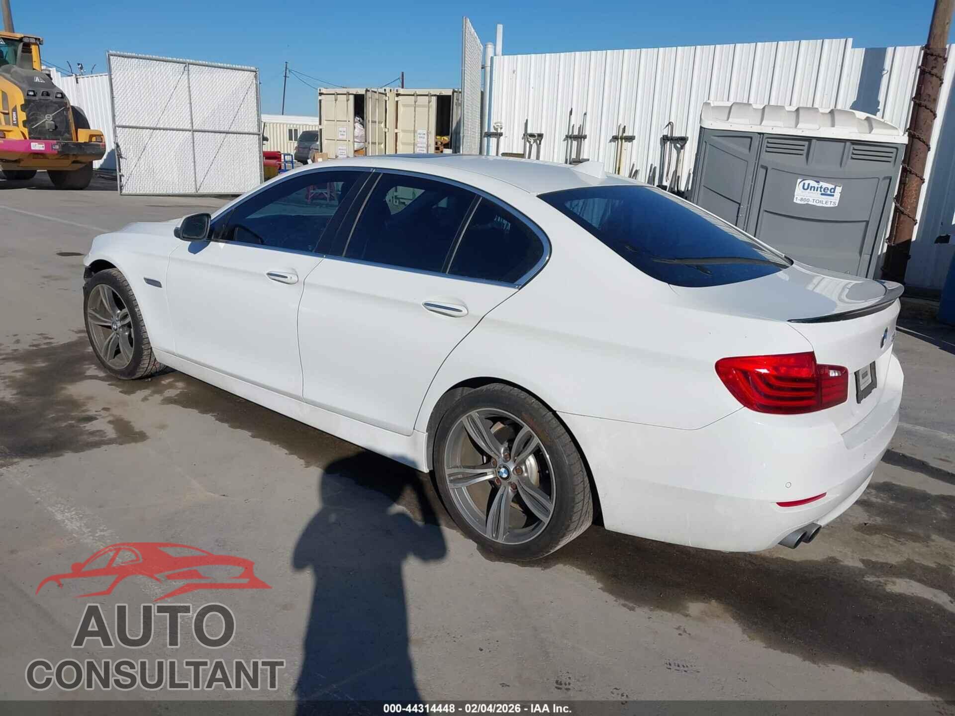 BMW 528I 2014 - WBA5A5C57ED511094