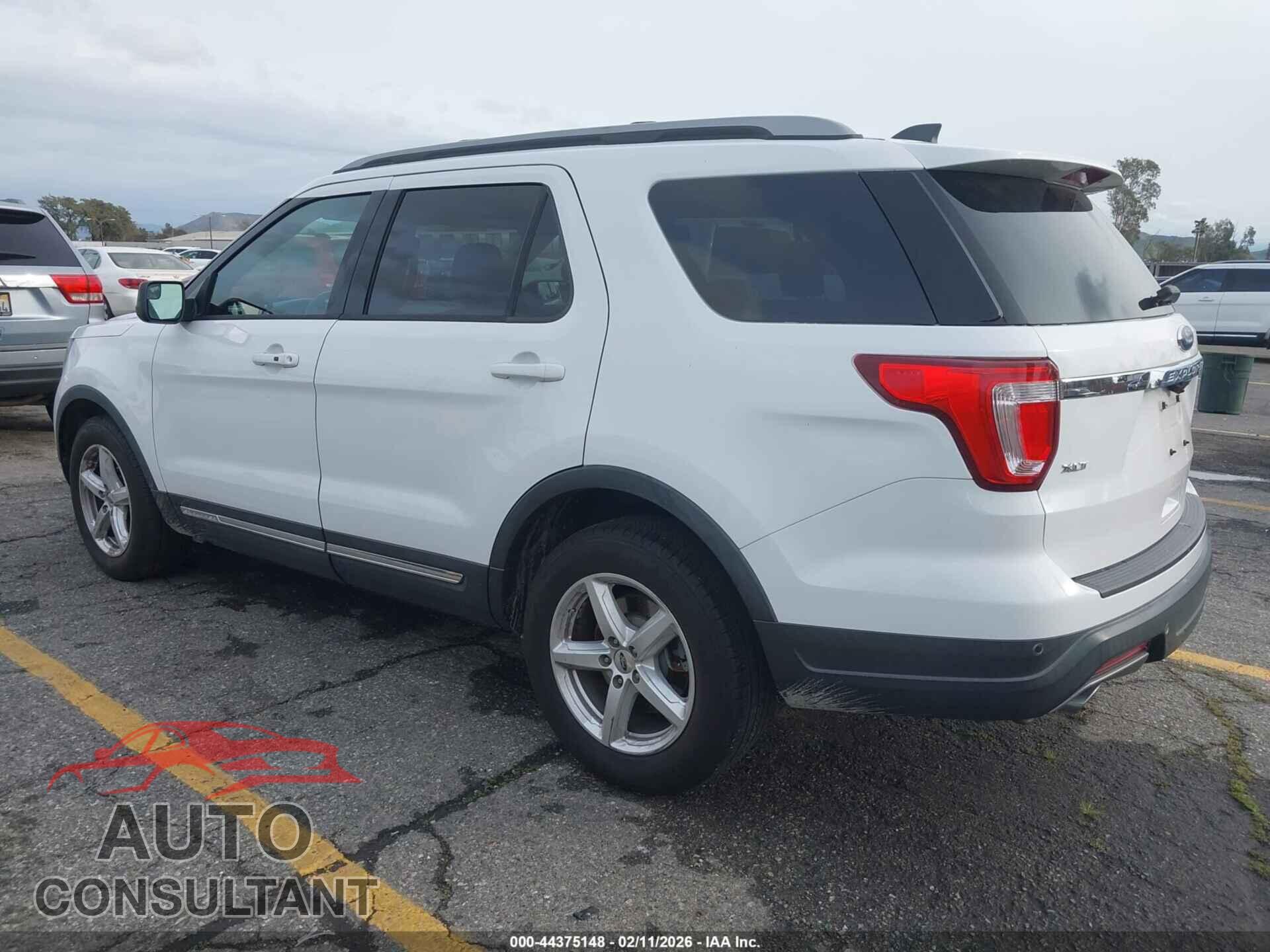 FORD EXPLORER 2018 - 1FM5K7D82JGB69238
