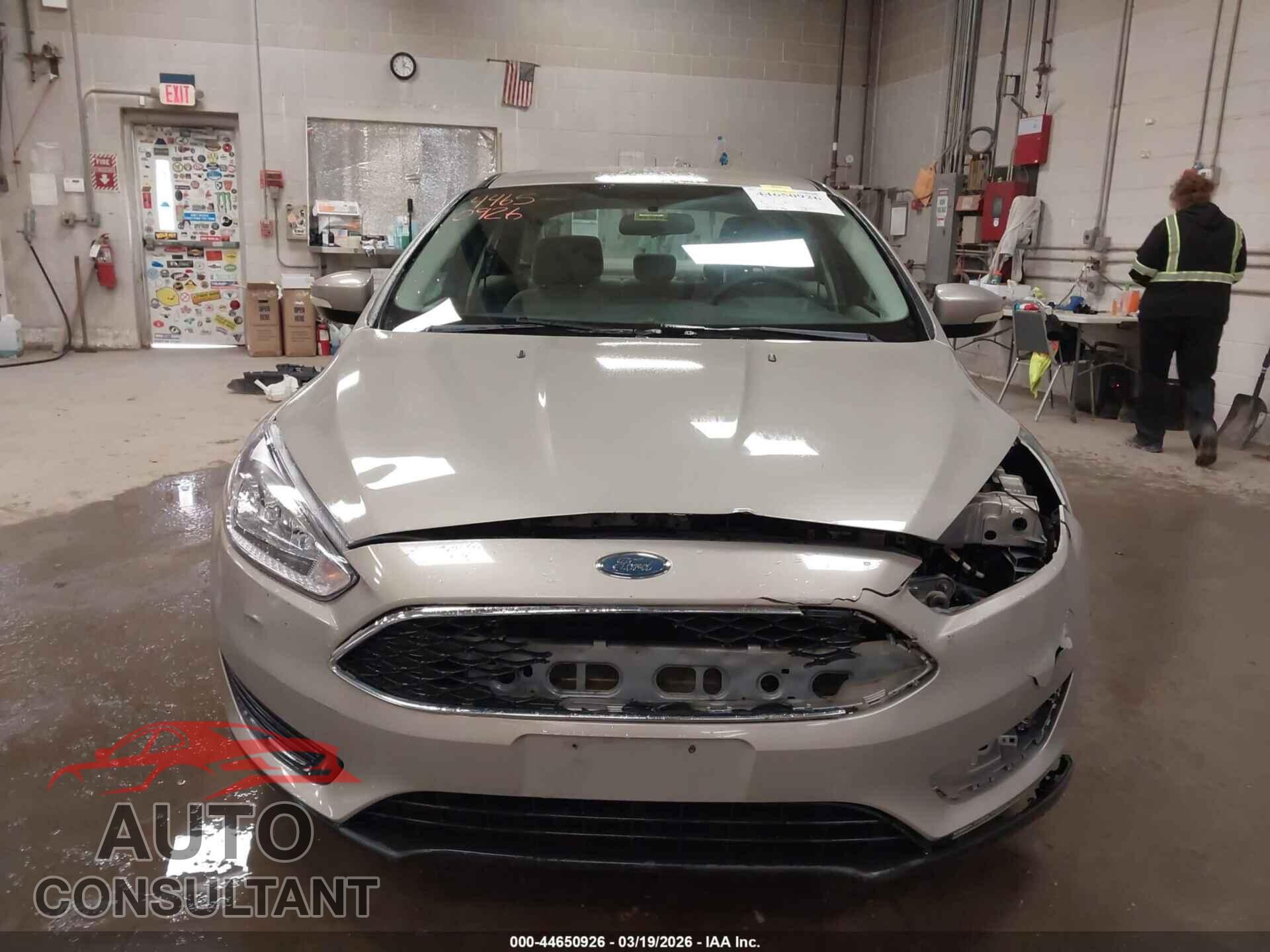 FORD FOCUS 2015 - 1FADP3F2XFL242587