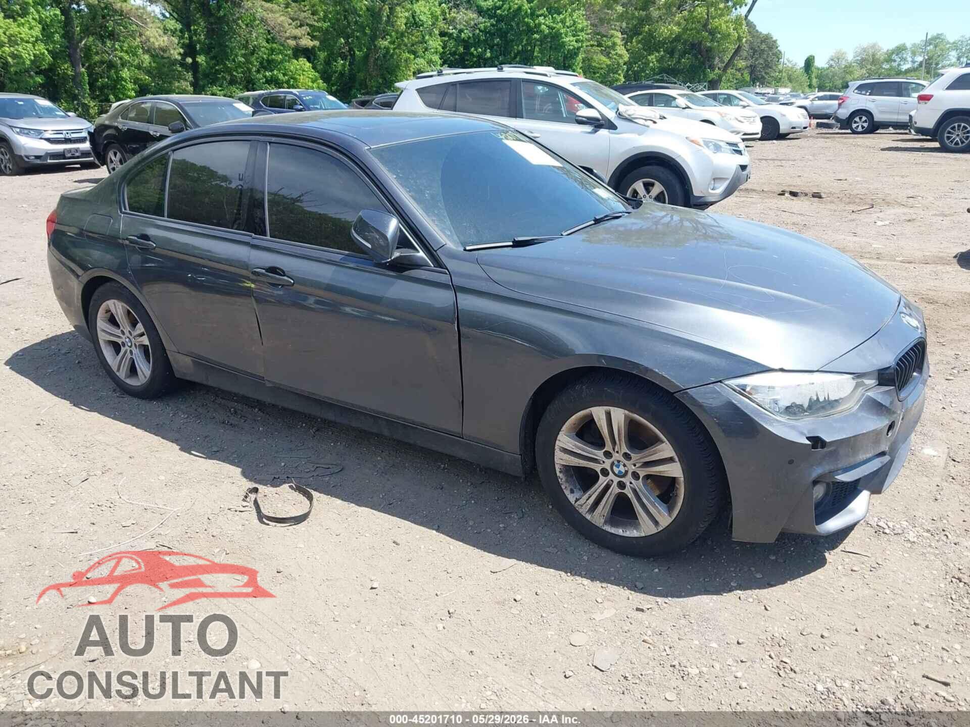 BMW 328I 2016 - WBA8E3G55GNU00928