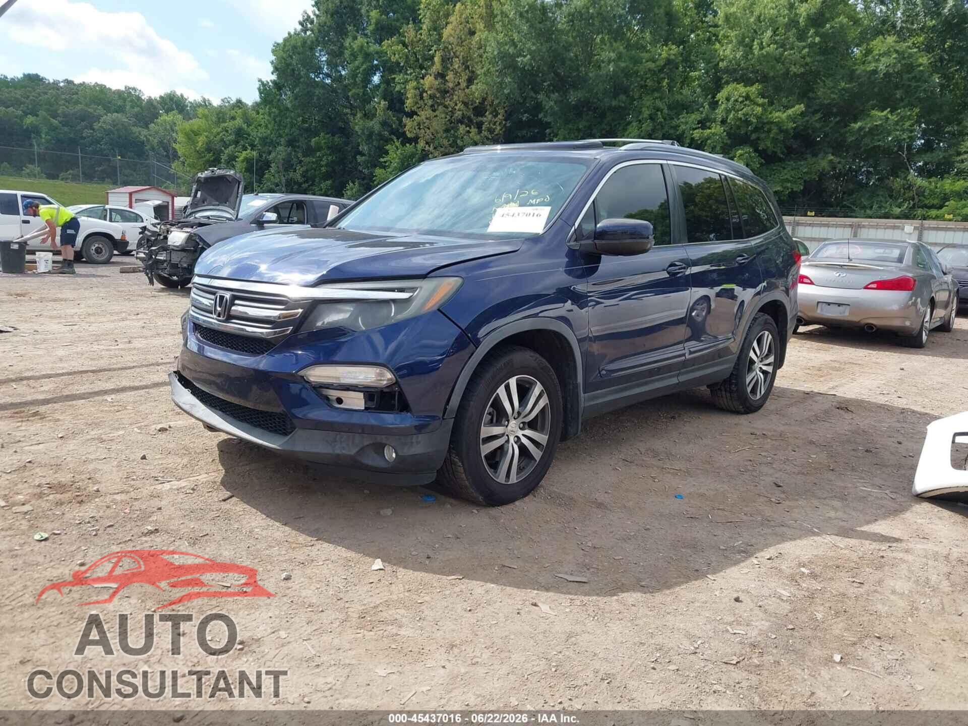 HONDA PILOT 2017 - 5FNYF6H82HB049664