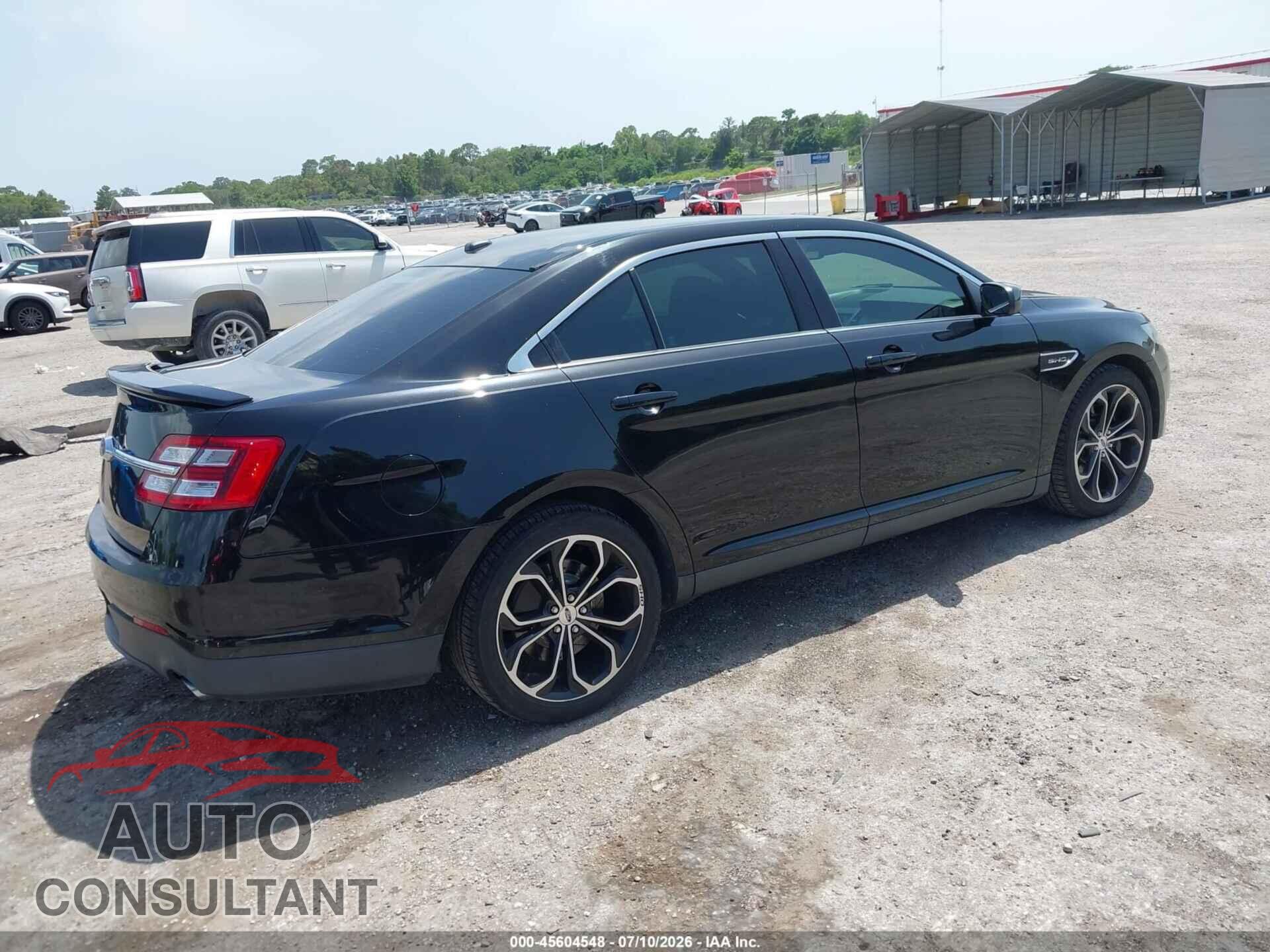 FORD TAURUS 2017 - 1FAHP2KT9HG120597