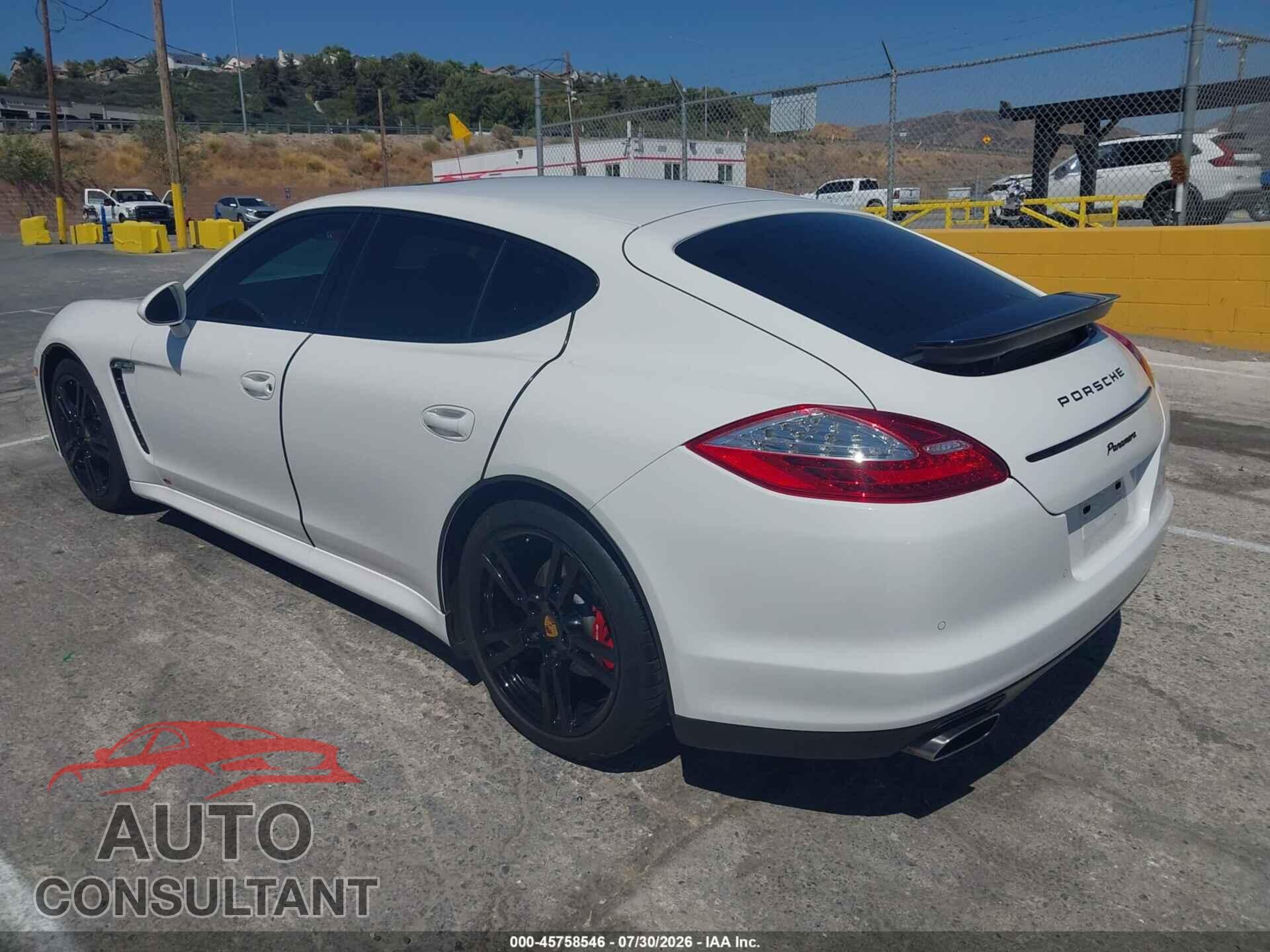 PORSCHE PANAMERA 2011 - WP0AA2A7XBL013543
