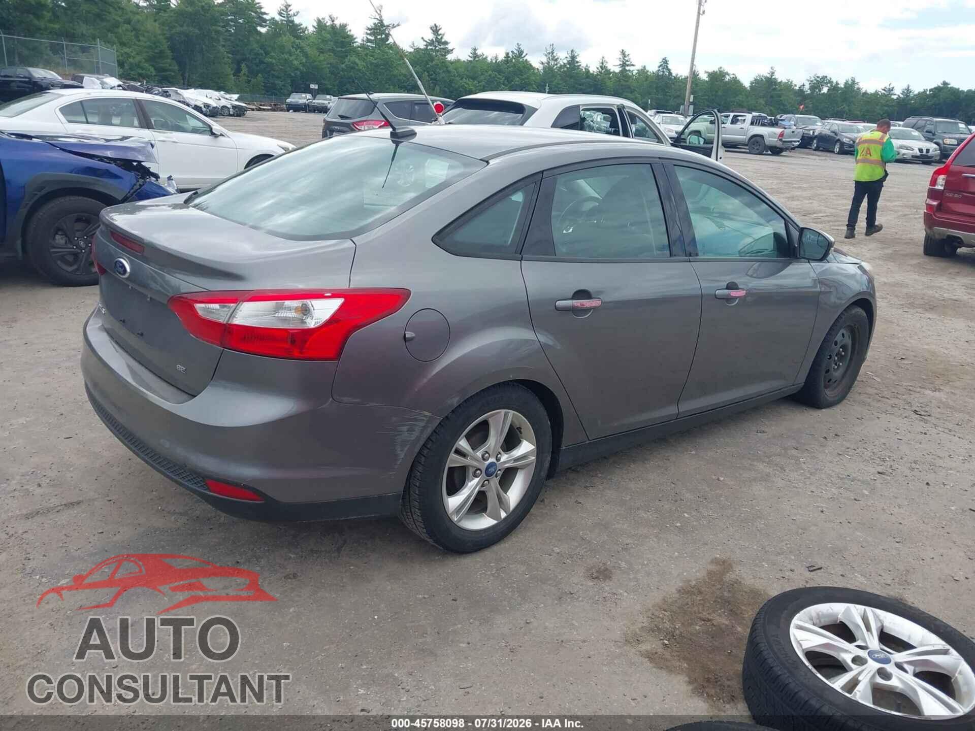 FORD FOCUS 2014 - 1FADP3F20EL250793