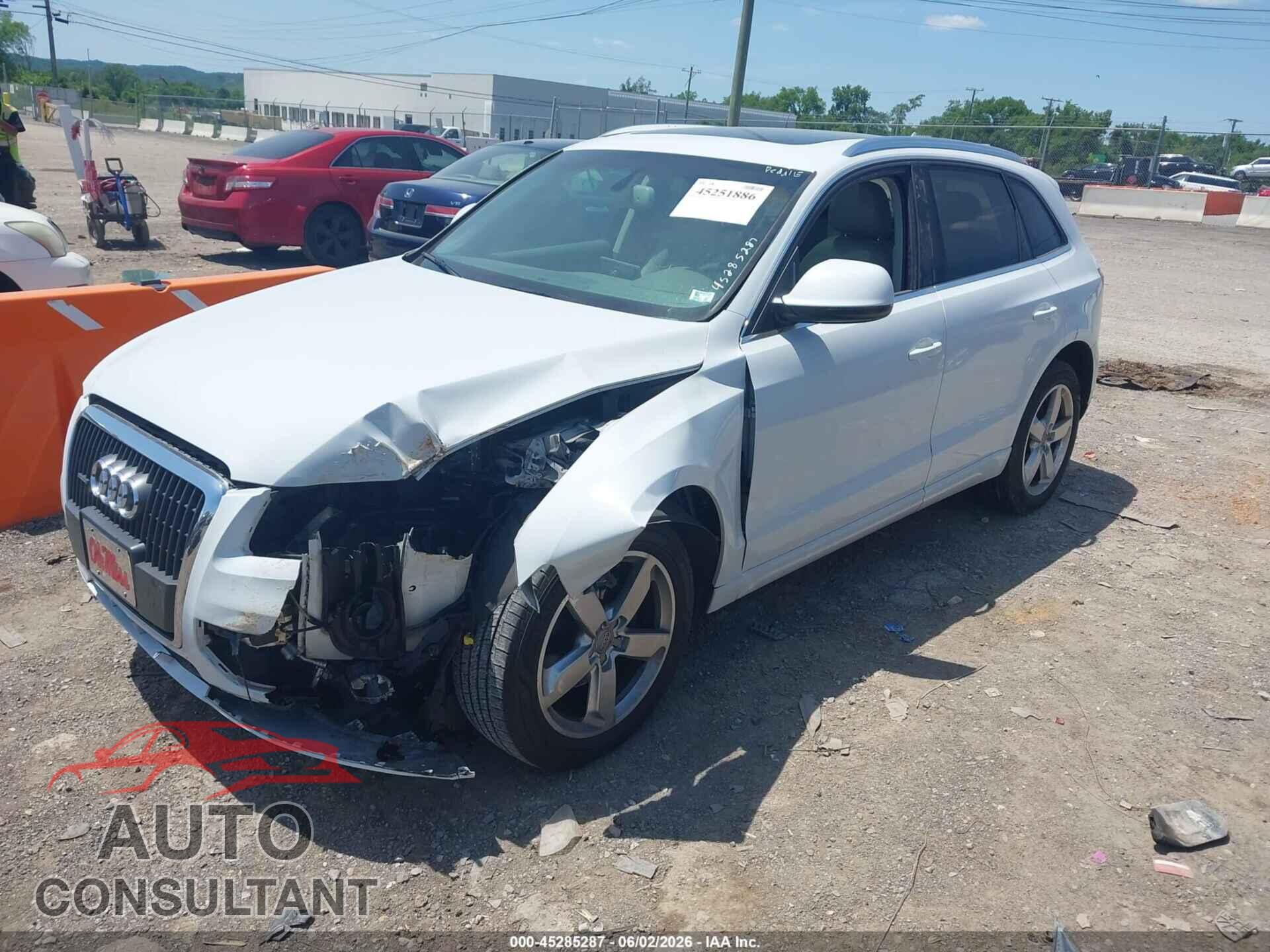 AUDI Q5 2012 - WA1LFAFP3CA045366