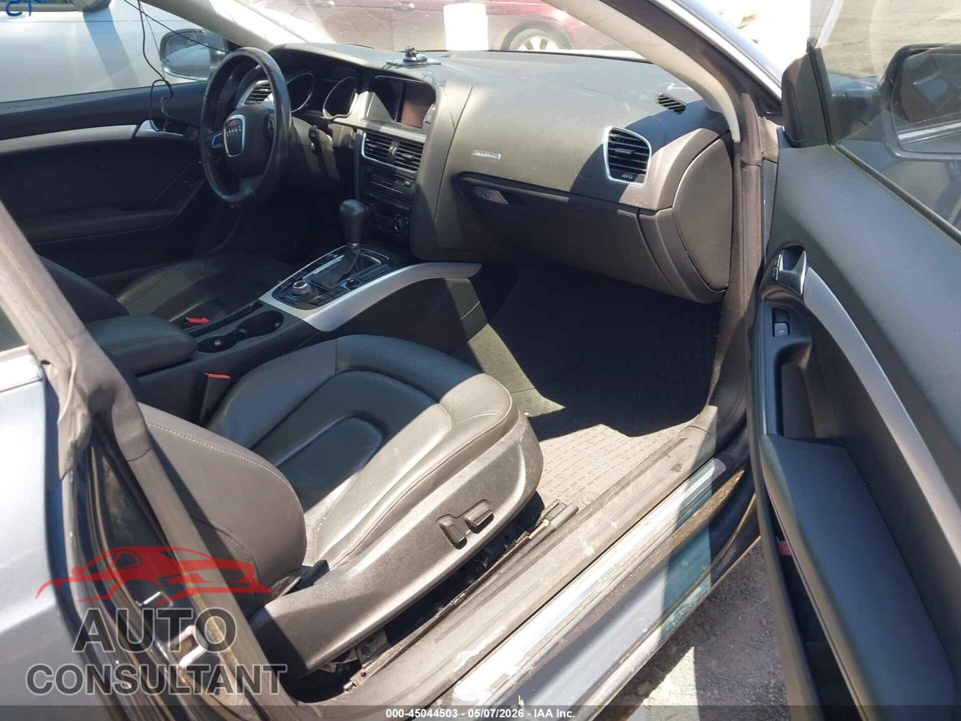AUDI A5 2011 - WAULFAFRXBA031158