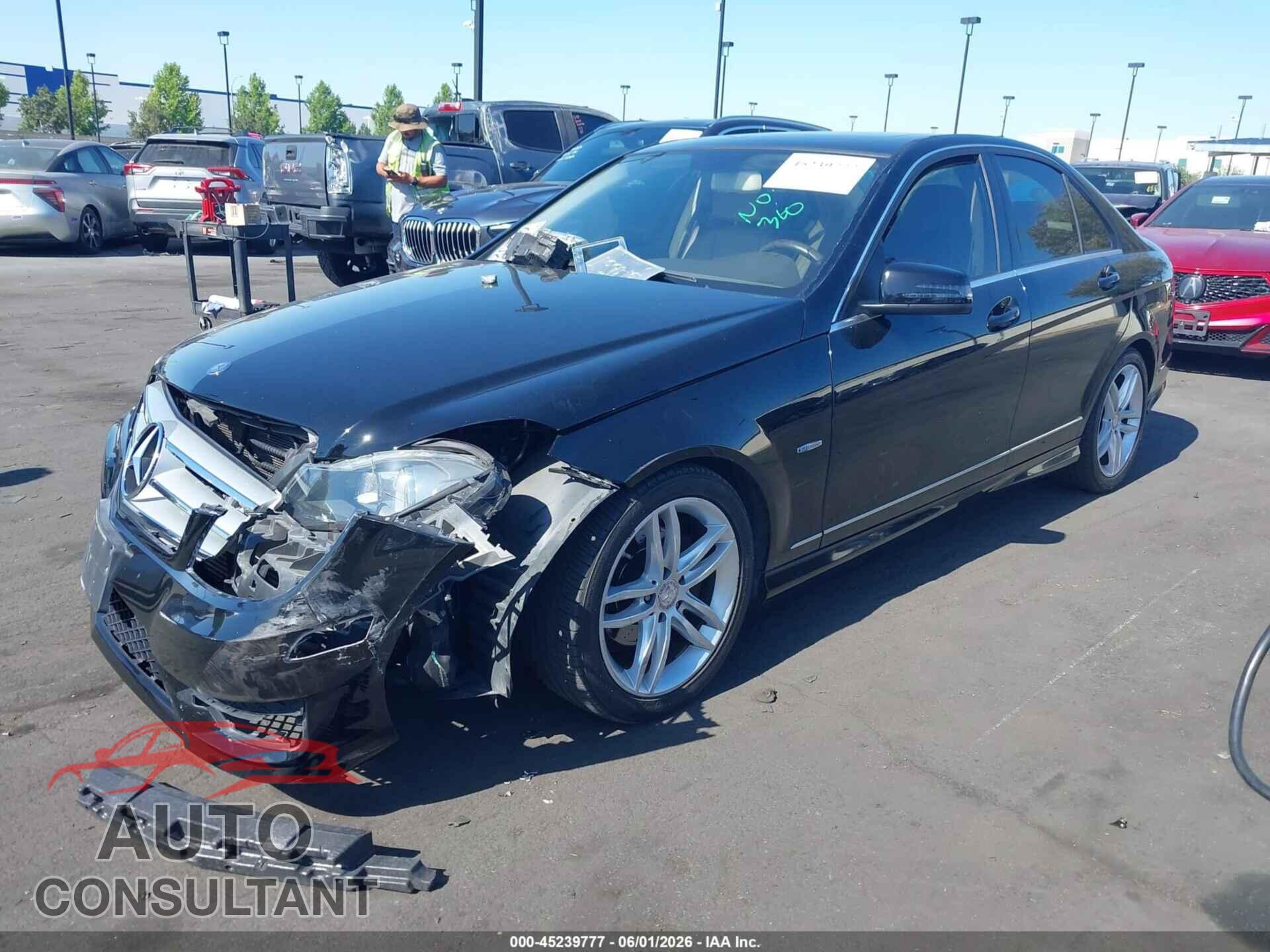 MERCEDES-BENZ C 250 2012 - WDDGF4HB5CA610734