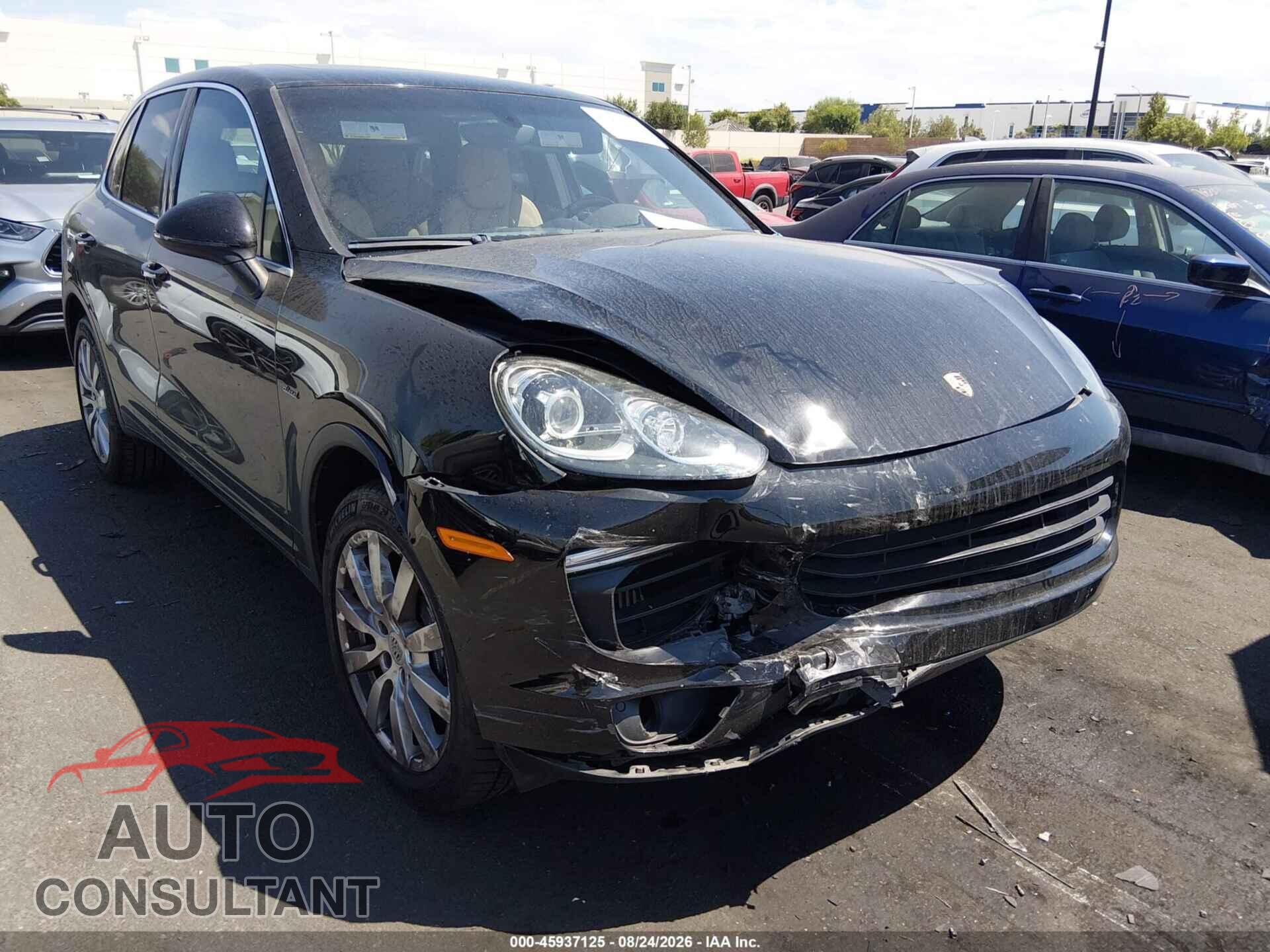PORSCHE CAYENNE 2016 - WP1AF2A22GKA41922