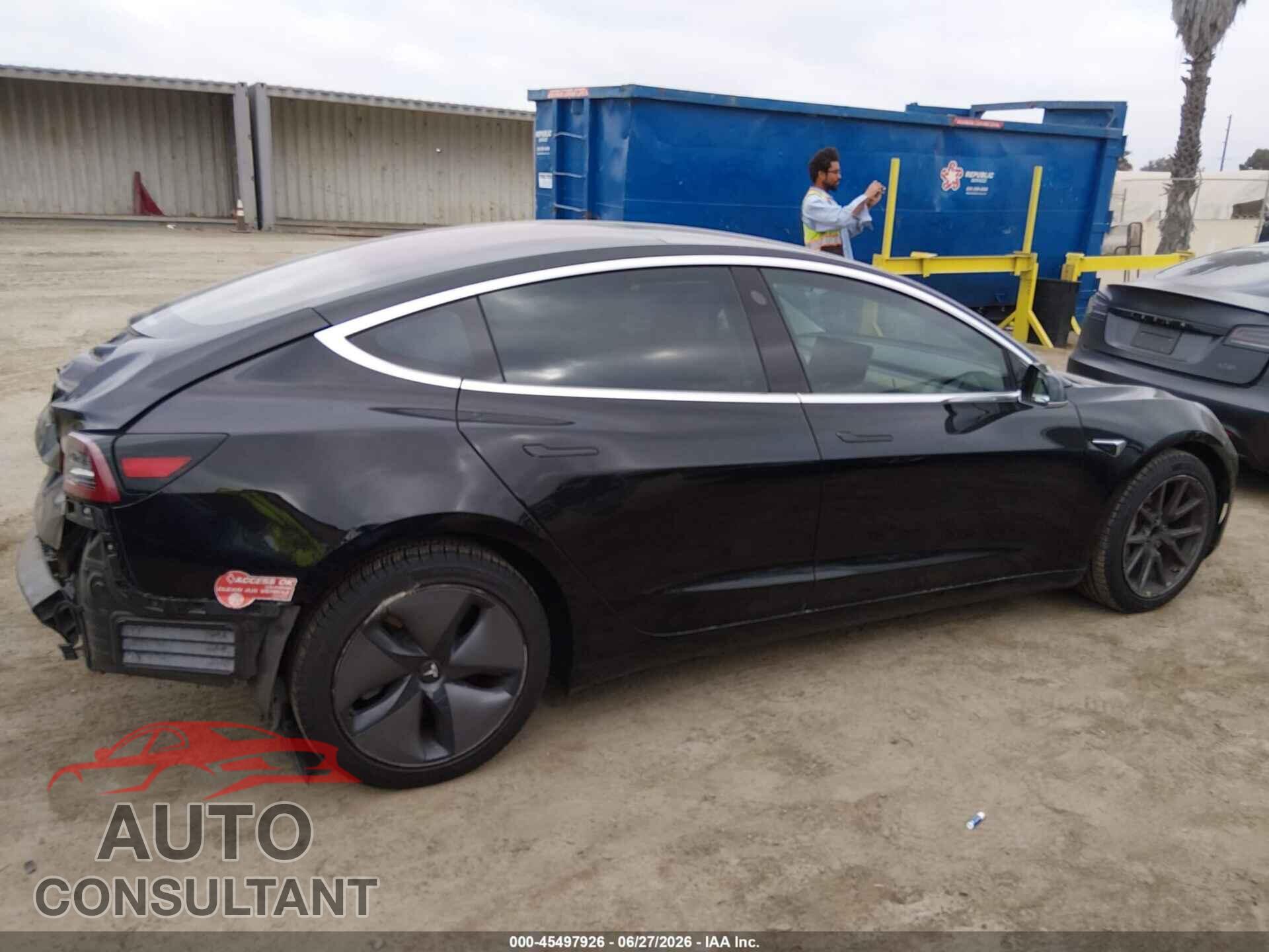 TESLA MODEL 3 2018 - 5YJ3E1EA3JF030408