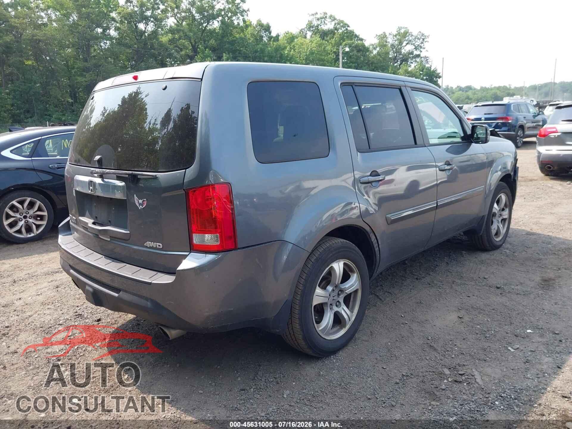HONDA PILOT 2013 - 5FNYF4H51DB014621