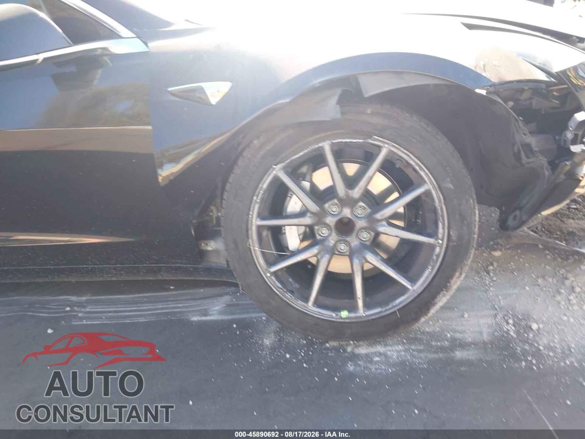 TESLA MODEL 3 2018 - 5YJ3E1EA2JF172037