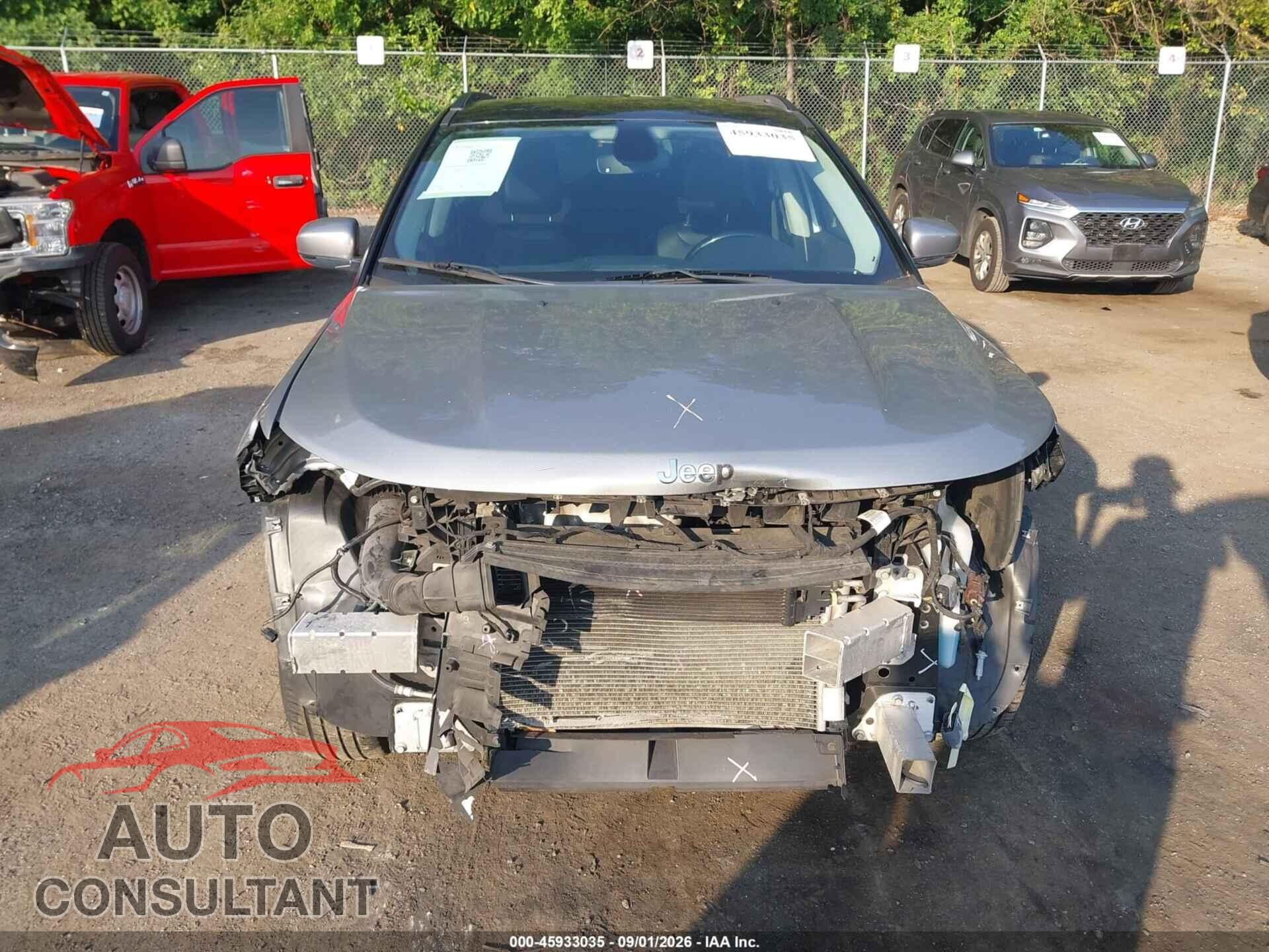 JEEP COMPASS 2019 - 3C4NJDCB3KT790939