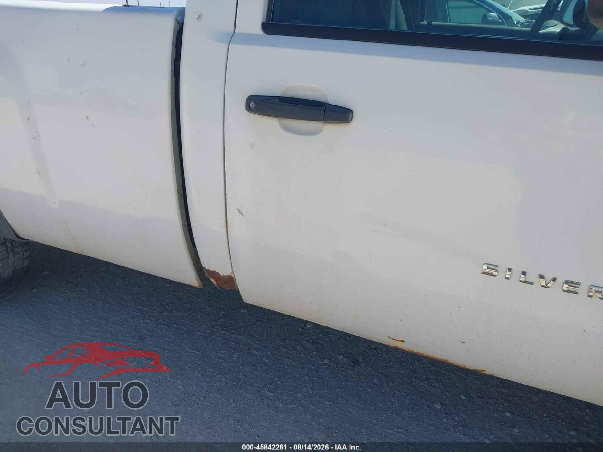 CHEVROLET SILVERADO 1500 2011 - 1GCNCPEX0BZ435580