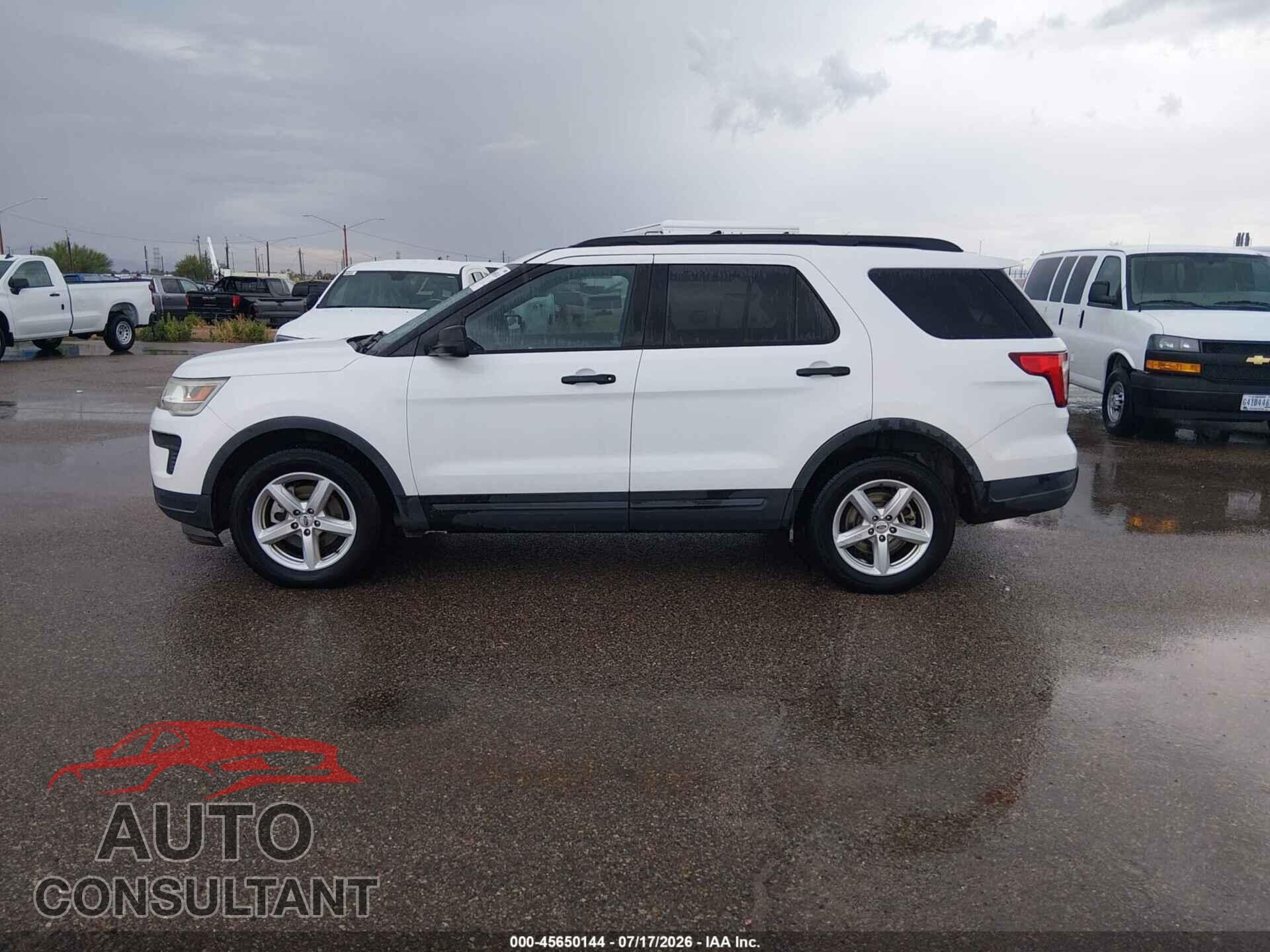 FORD EXPLORER 2018 - 1FM5K8B87JGB00392