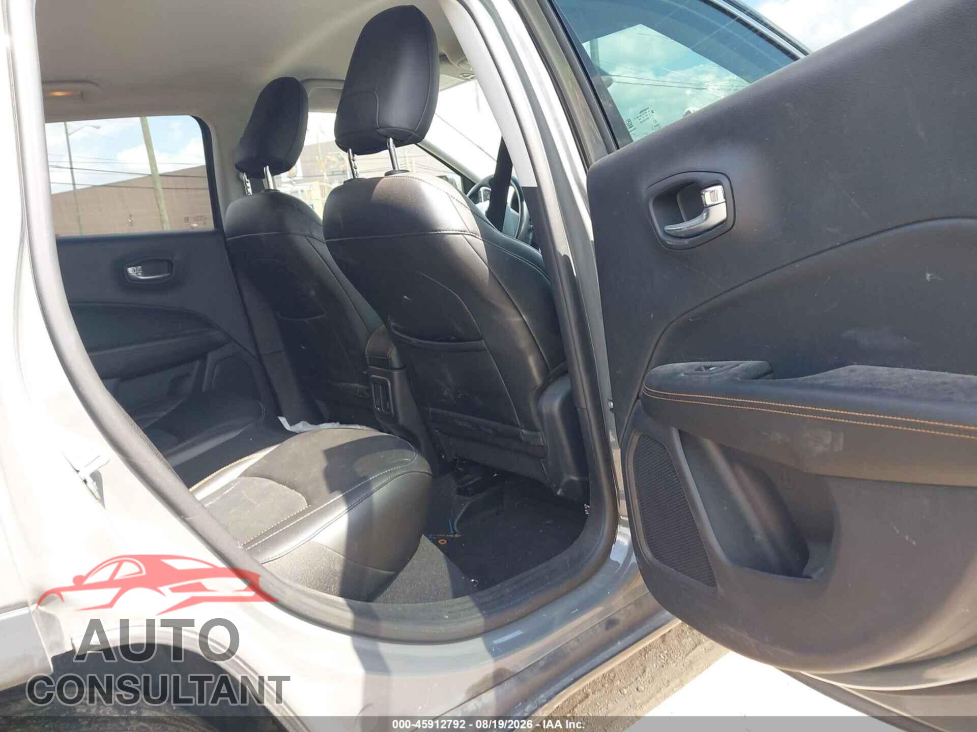 JEEP COMPASS 2020 - 3C4NJDCB4LT227917