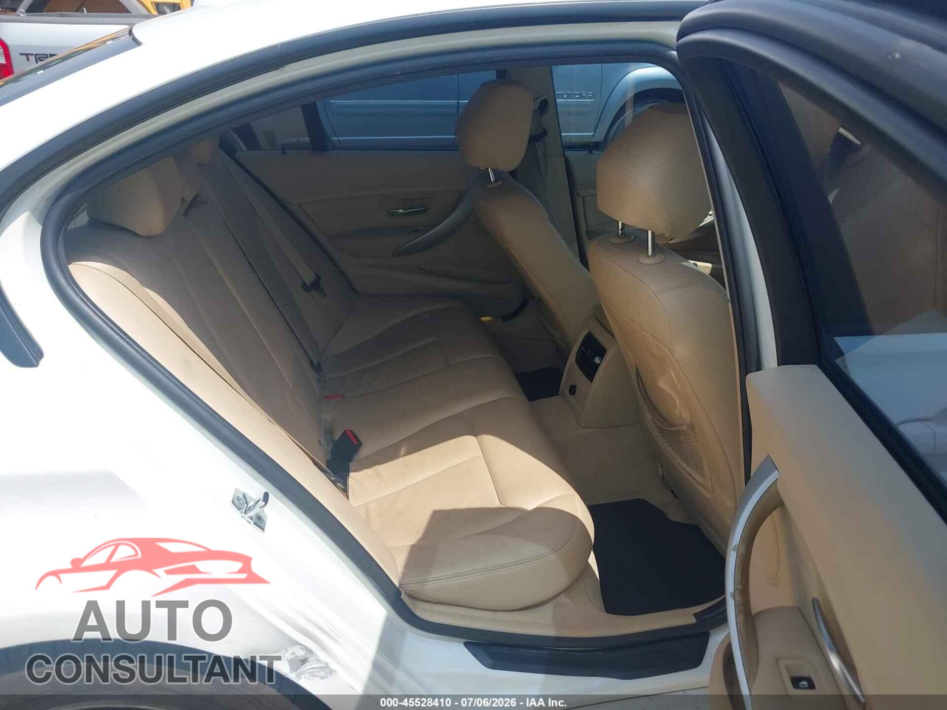 BMW 328I 2012 - WBA3A5C55CF349099