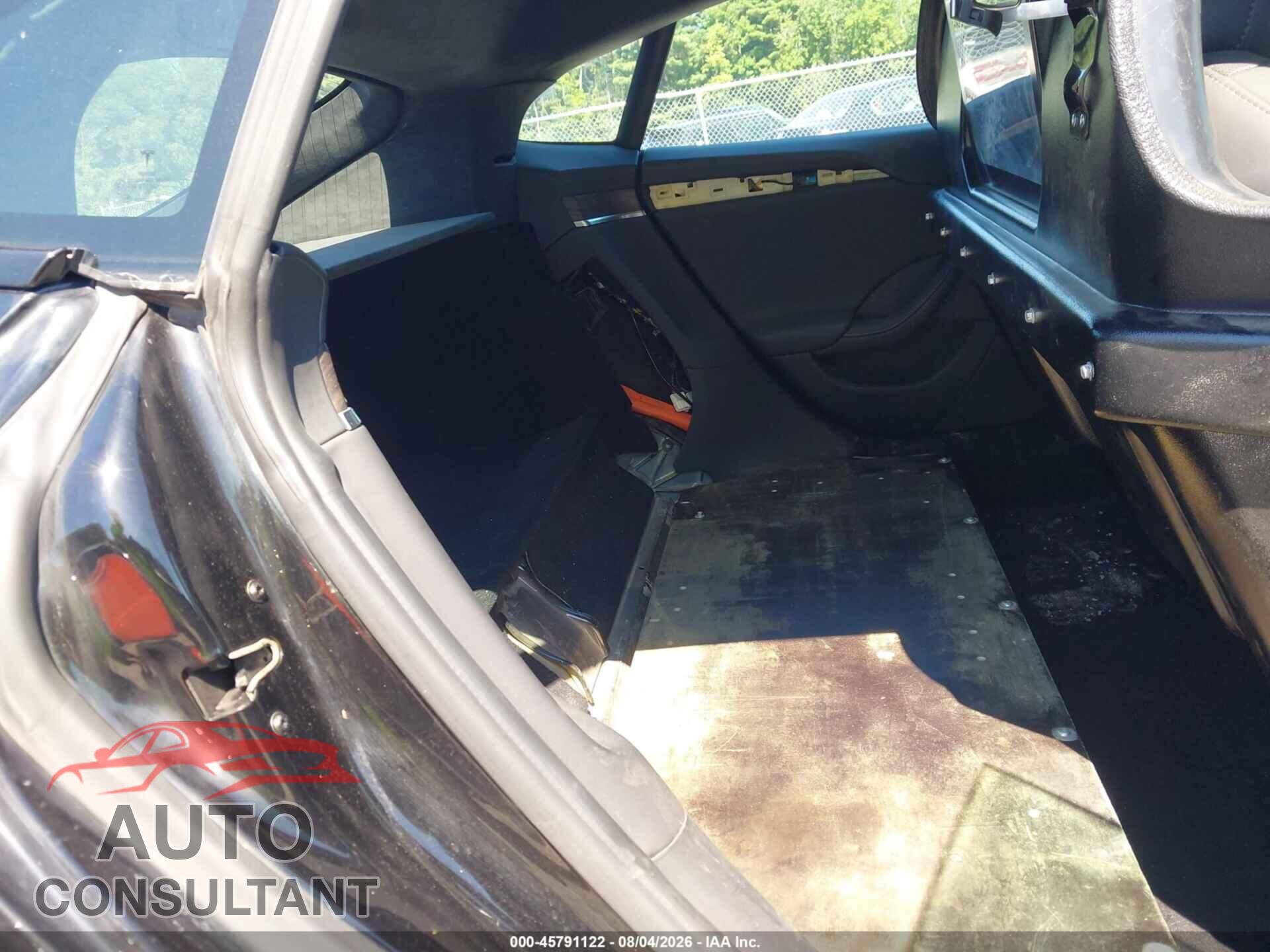 TESLA MODEL S 2021 - 5YJSA1E5XMF428343