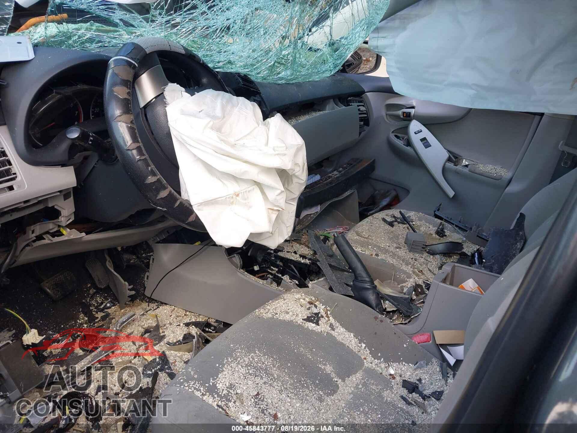 TOYOTA COROLLA 2013 - 2T1BU4EE7DC094804