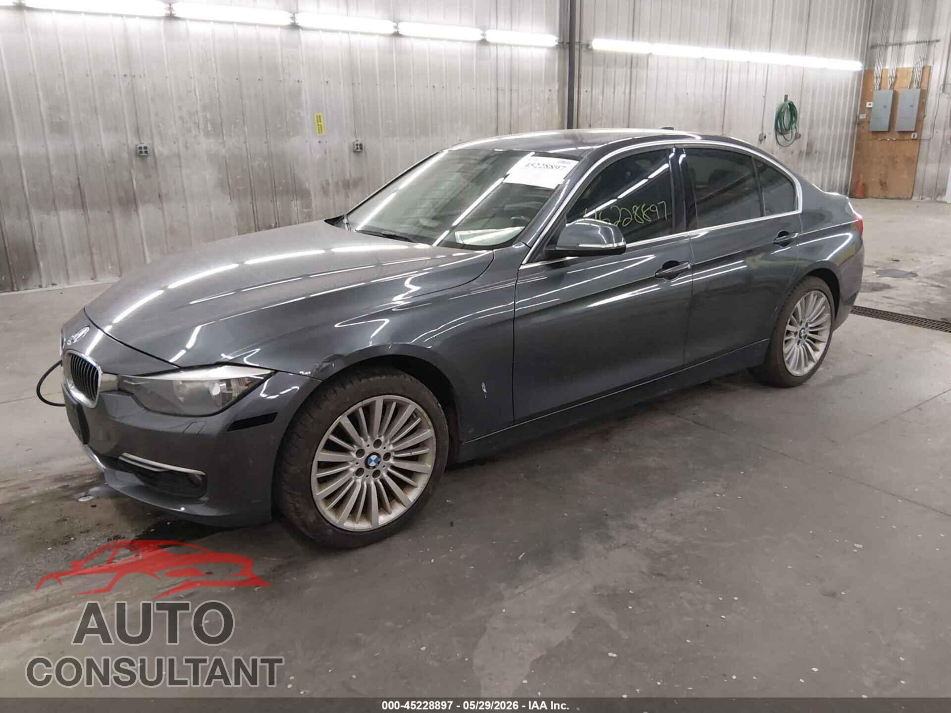 BMW 328I 2013 - WBA3B5C58DF597555