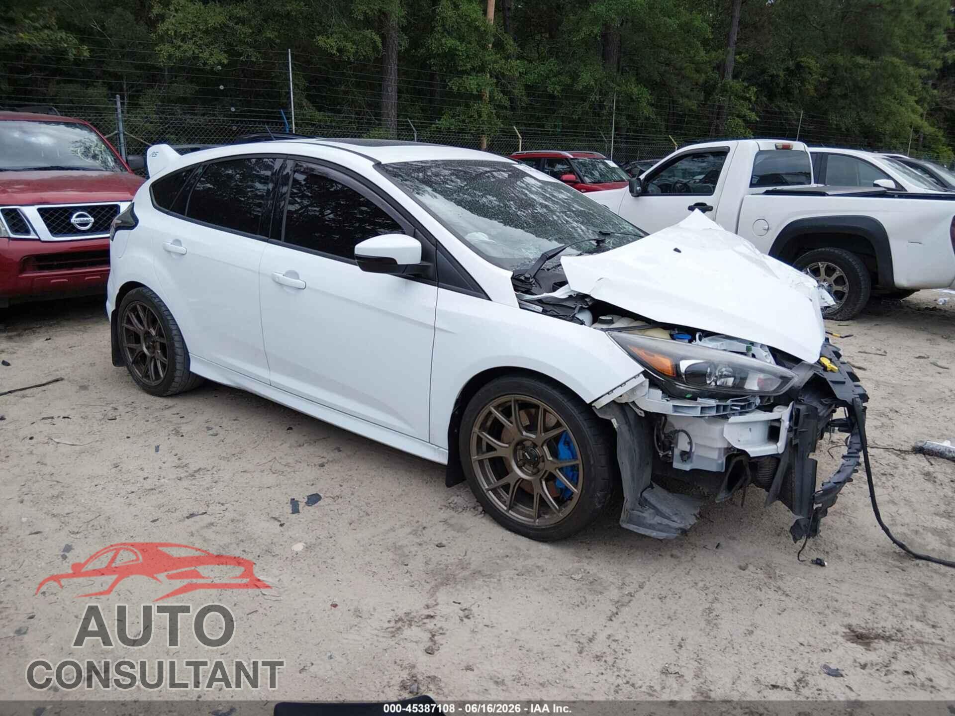 FORD FOCUS RS 2017 - WF0DP3TH9H4120834