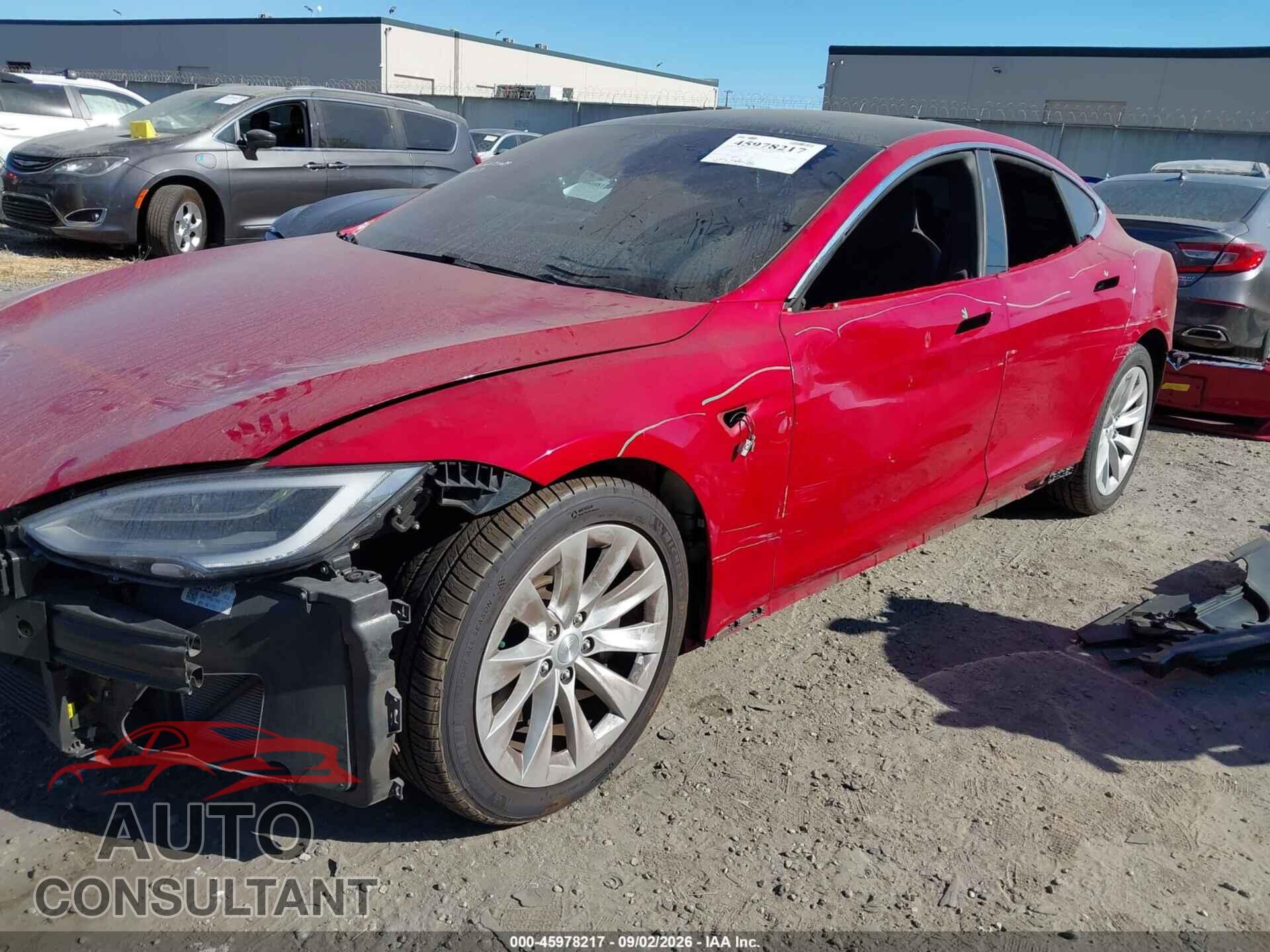 TESLA MODEL S 2018 - 5YJSA1E23JF296947