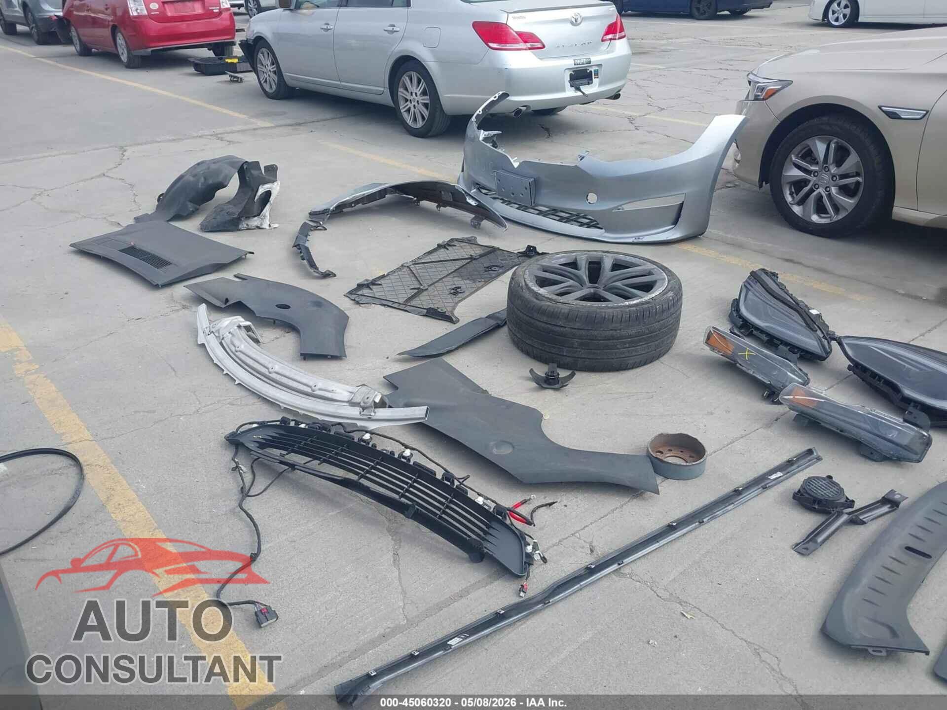 TESLA MODEL S 2024 - 5YJSA1E53RF545219