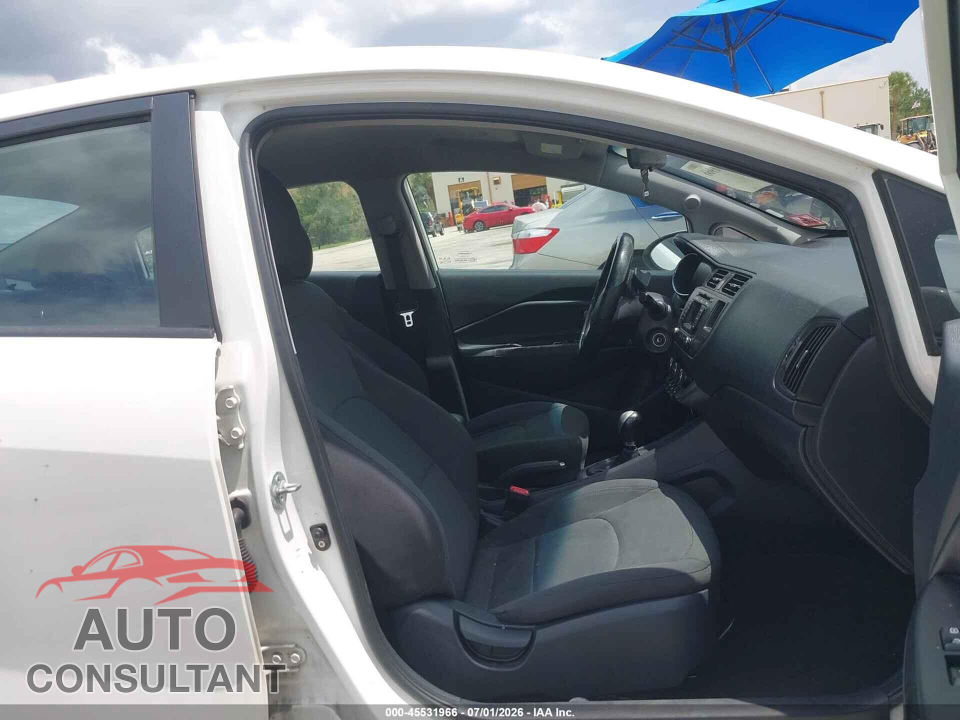 KIA RIO 2013 - KNADN4A36D6150682