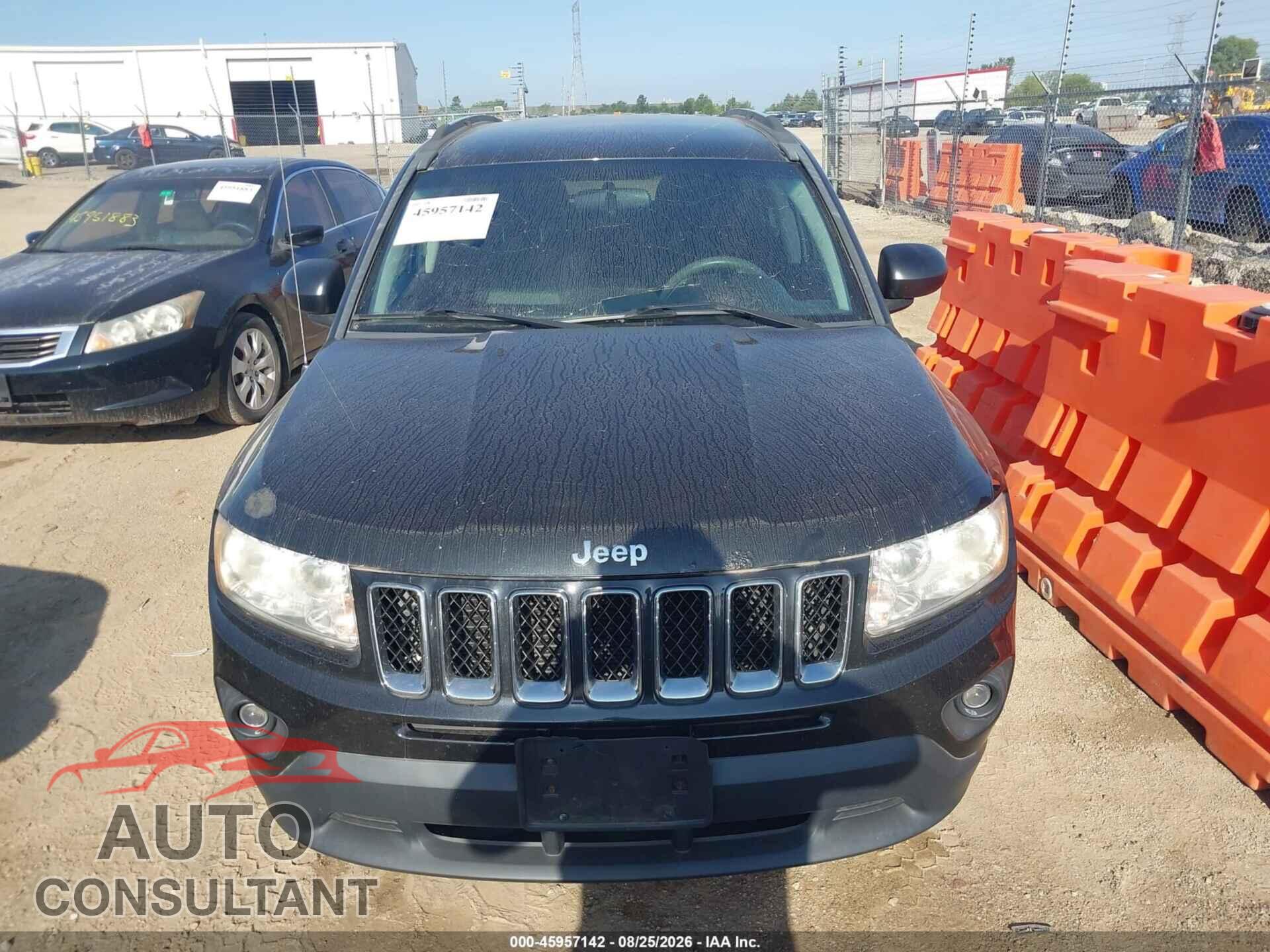 JEEP COMPASS 2011 - 1J4NF1FB2BD218174
