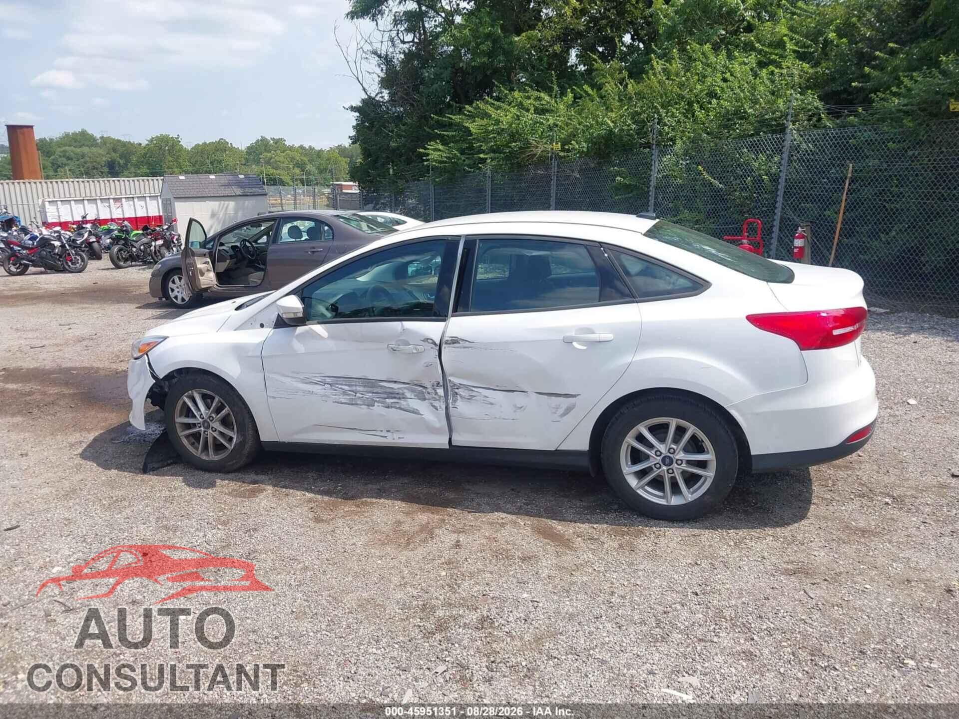 FORD FOCUS 2016 - 1FADP3F22GL385065