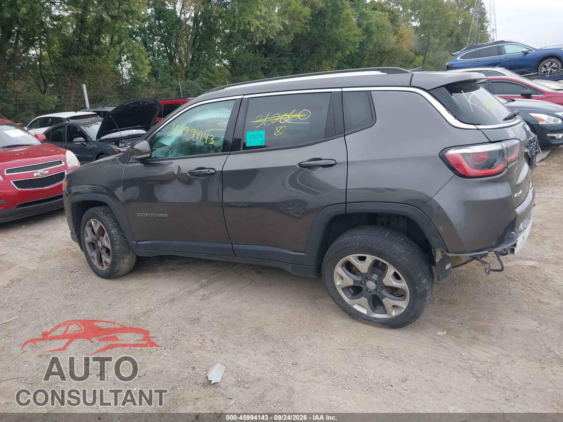 JEEP COMPASS 2018 - 3C4NJDCB1JT362060
